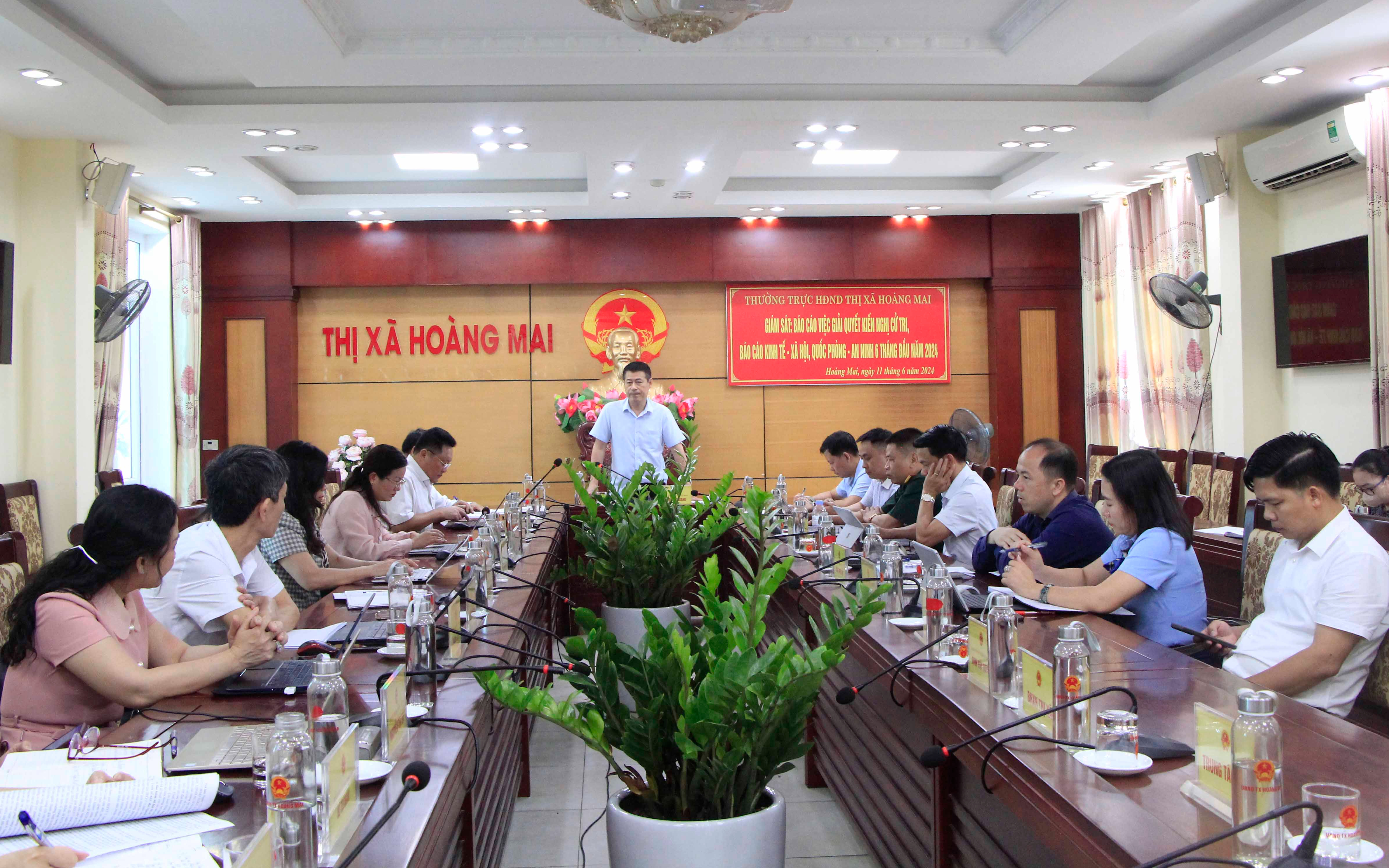 Thường trực HĐND thị xã Hoàng Mai giám sát việc trả lời ý kiến, kiến nghị của cử tri