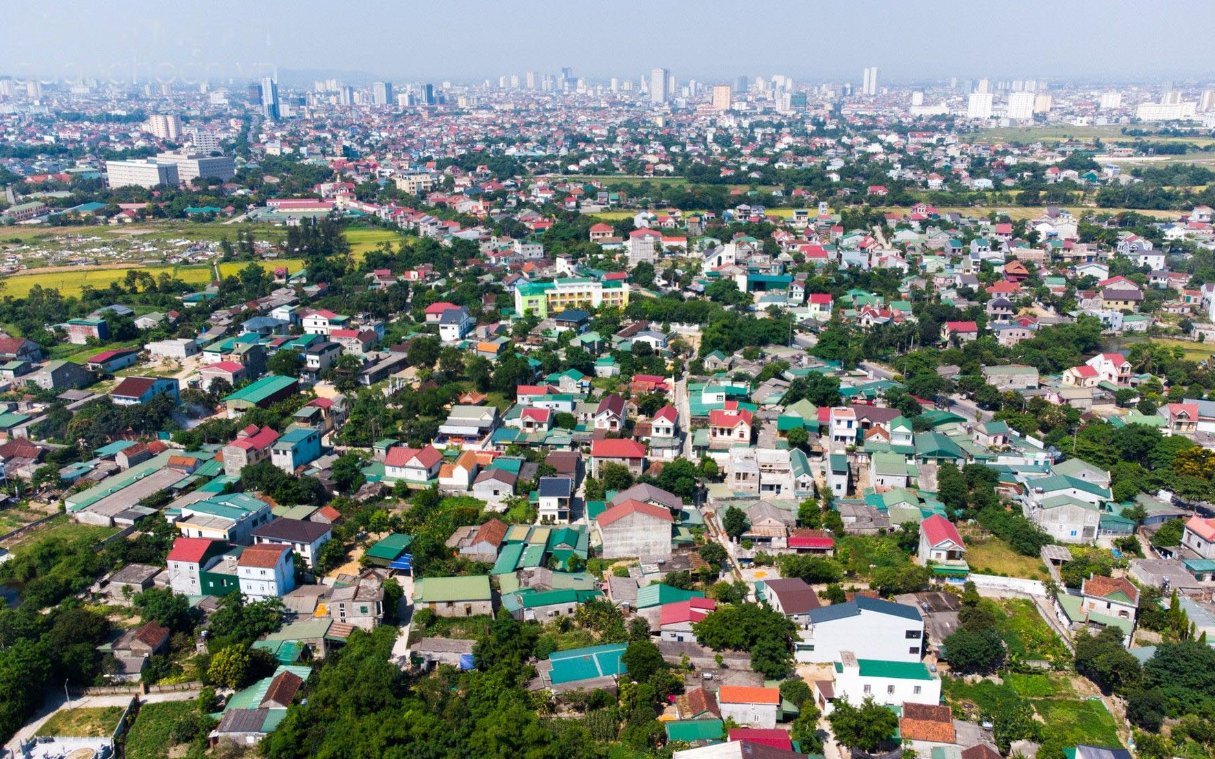 Ủy ban nhân dân thành phố Vinh trả lời cử tri Nguyễn Quang Trung hoàn thiện các tiêu chí nông thôn mới nâng cao