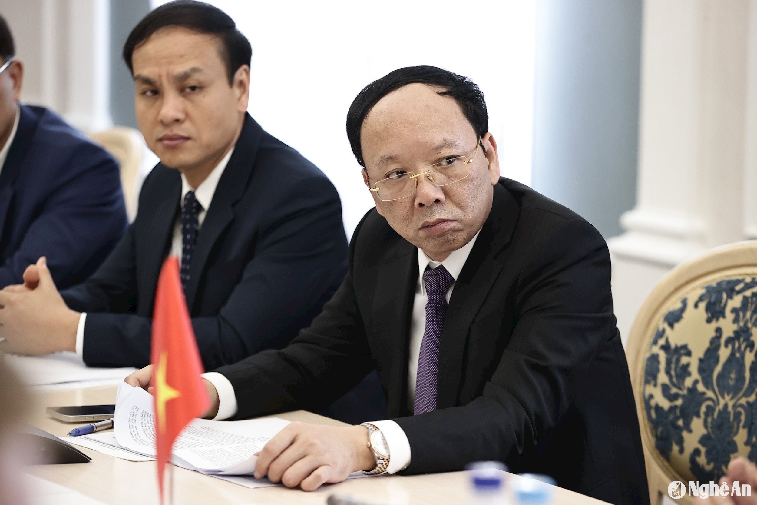 bna_dong-chi-bui-thanh-an-uy-vien-btv-tinh-uy-pho-chu-tich-ubnd-tinh-tai-buoi-lam-viec.jpeg