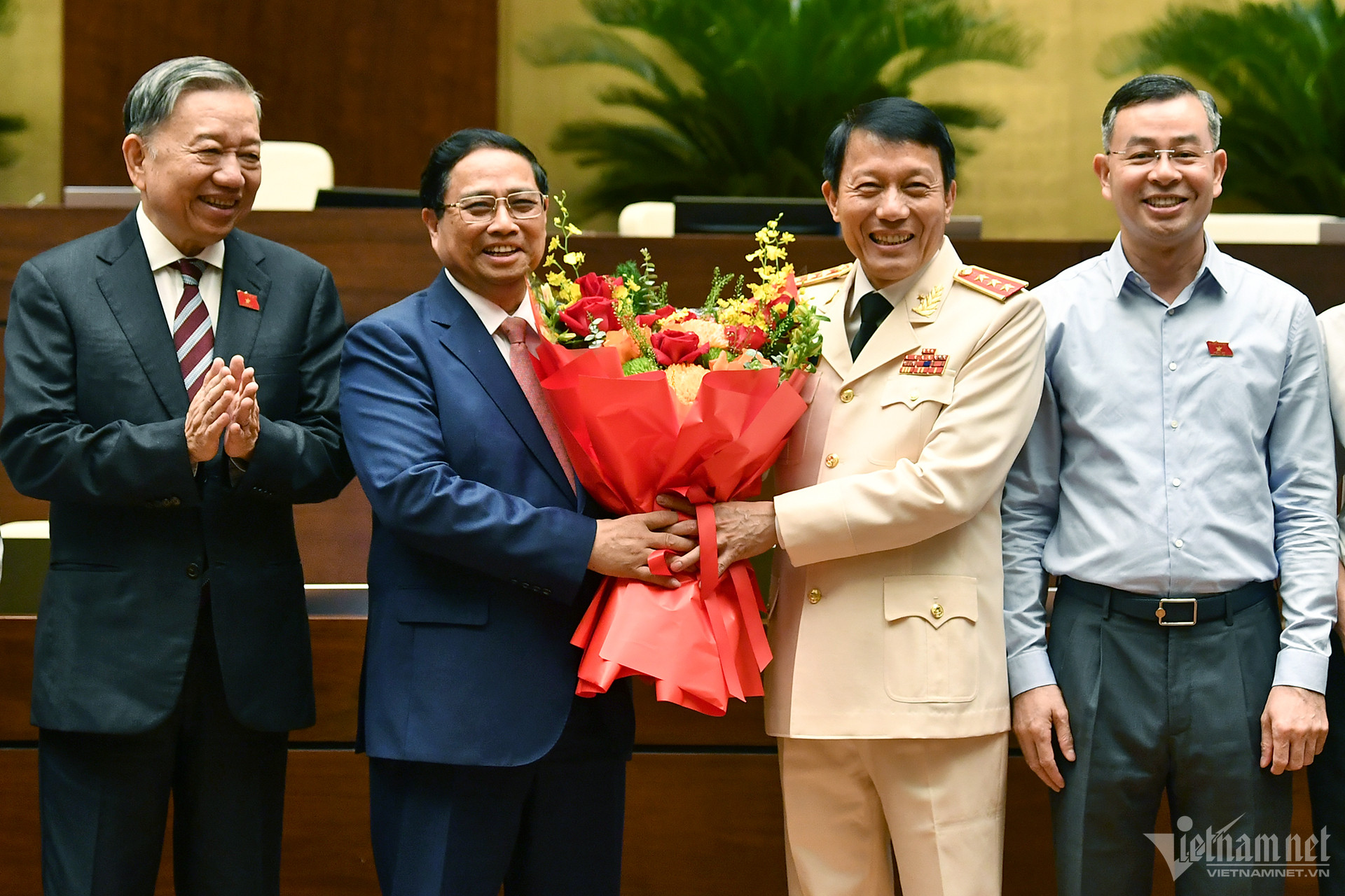 Thượng tướng Lương Tam Quang giữ chức Bộ trưởng Bộ Công an