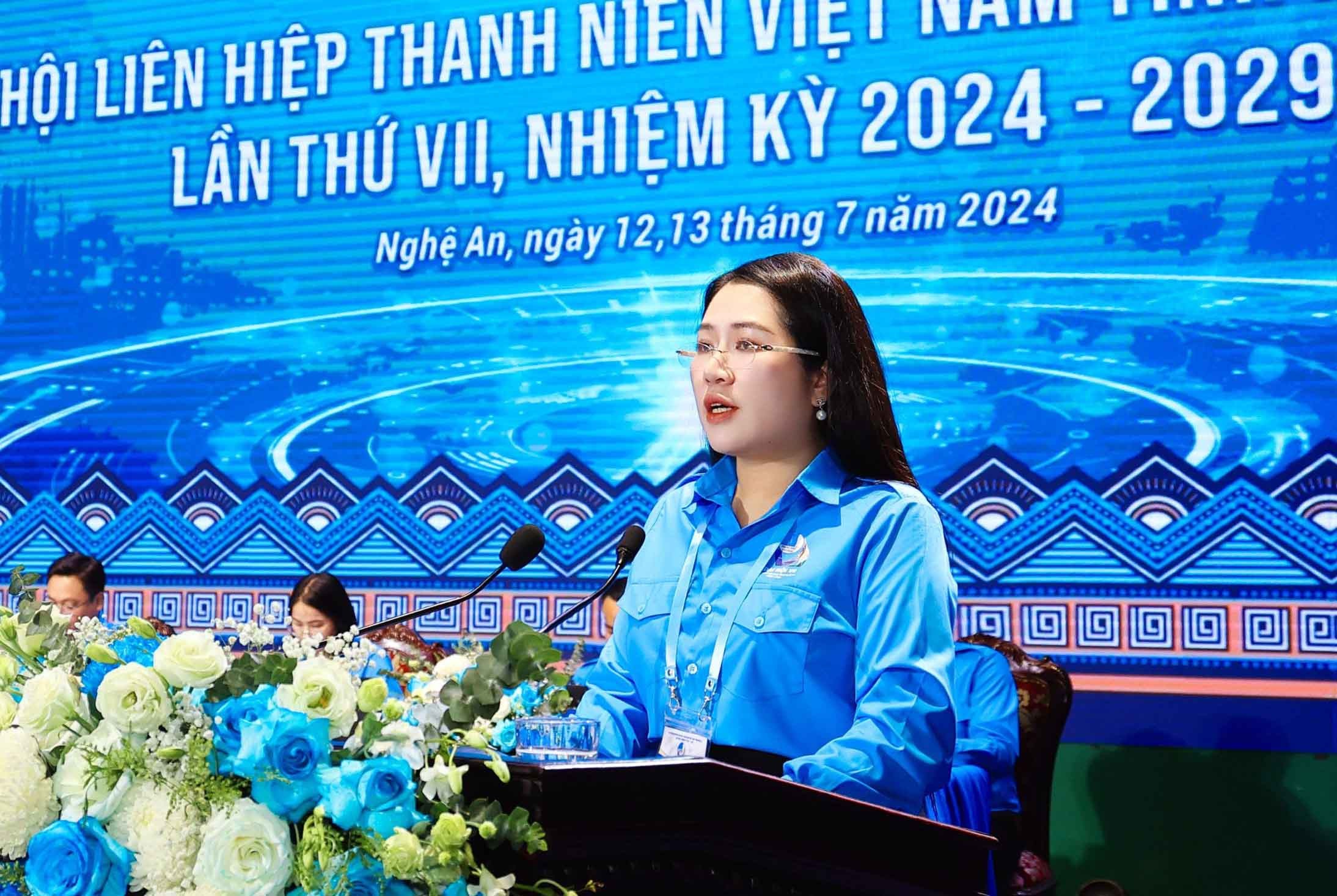 bna_anh-chi-thuy(1)-27740845a14aa5aa4ac72edbc64c7512.jpg