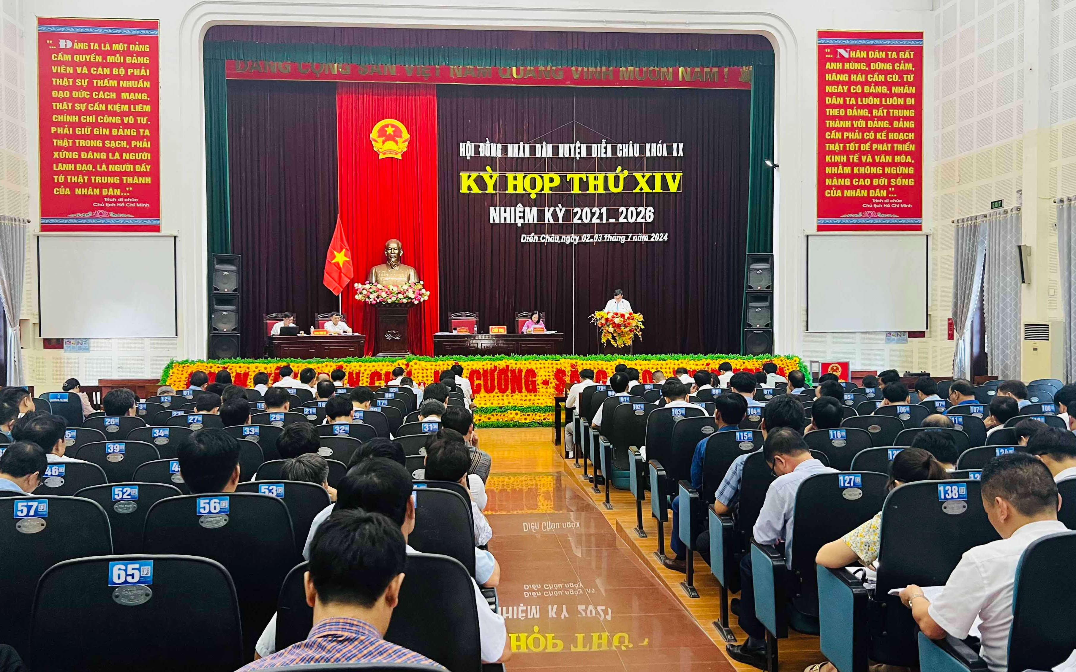 Kỳ họp thứ 14 HĐND huyện Diễn Châu thông qua 11 nghị quyết quan trọng