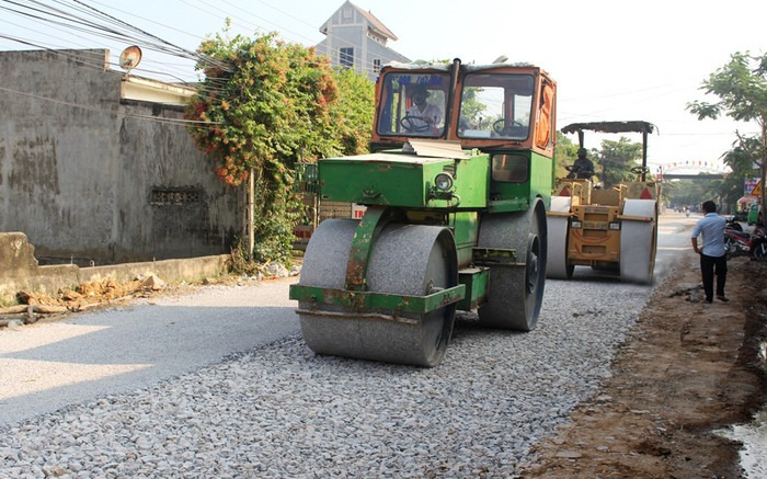 Quan tâm đầu tư tu sửa, nâng cấp tuyến đường 537B đoạn từ Quỳnh Bá đi qua xã An Hòa, huyện Quỳnh Lưu