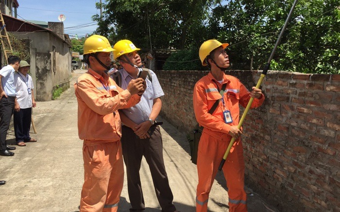 Sở Công thương trả lời cử tri xã Lượng Minh, huyện Tương Dương về mua điện sinh hoạt theo hình thức bán điện tại gia