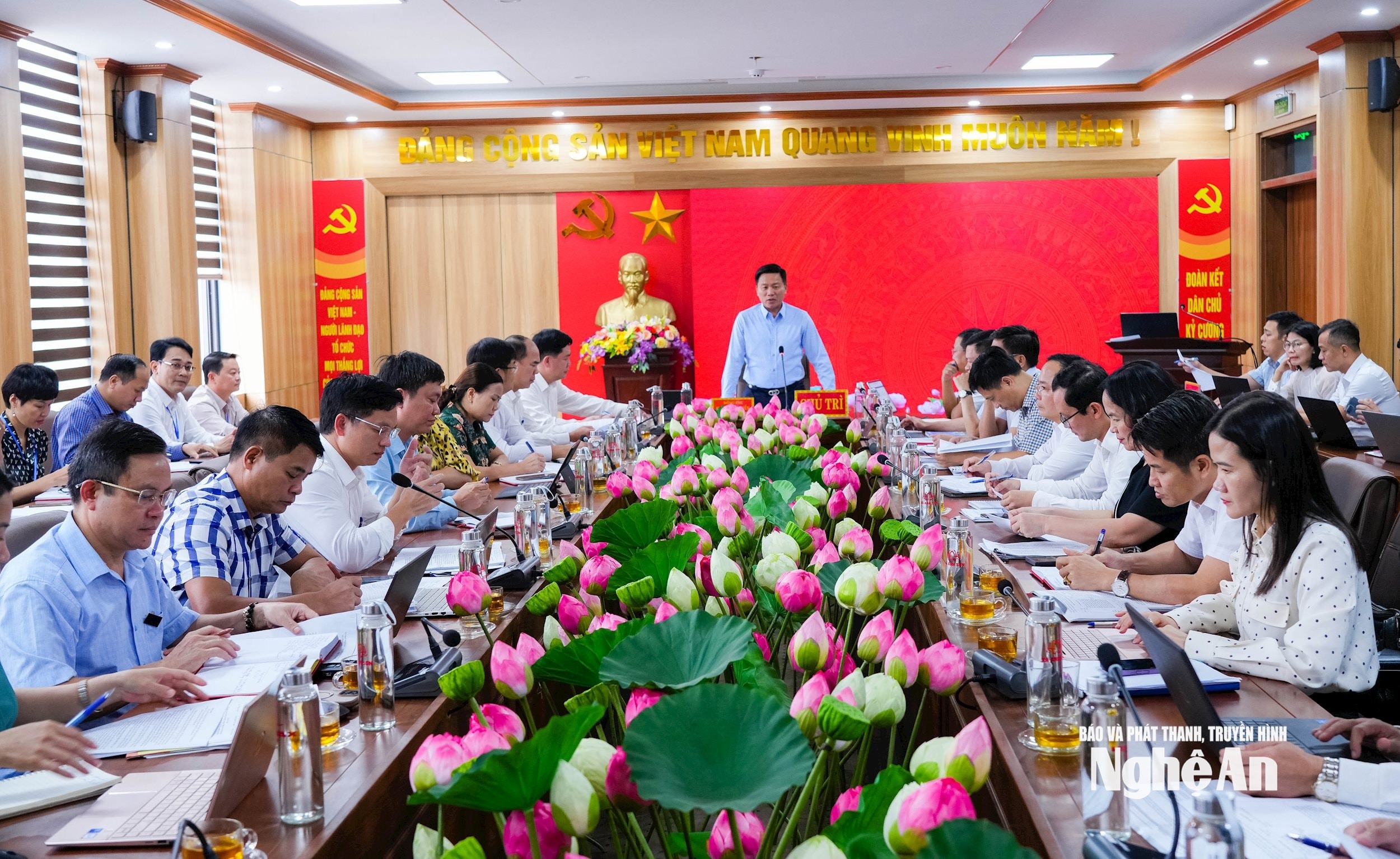bna_-toan-canh.jpg