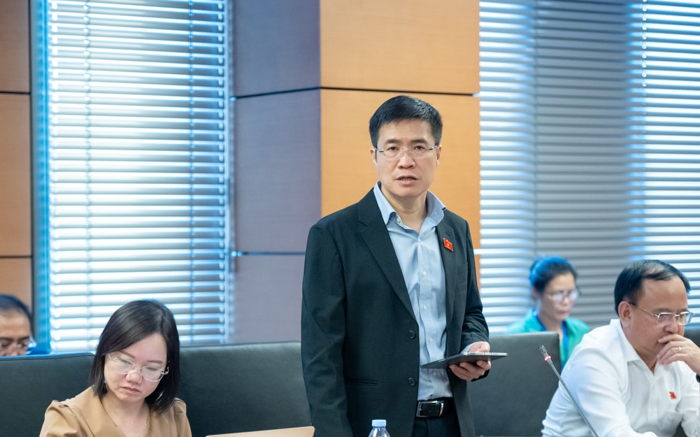 ĐBQH Hoàng Minh Hiếu (Nghệ An): Cần tạo điều kiện cho cơ quan báo chí phát triển bền vững