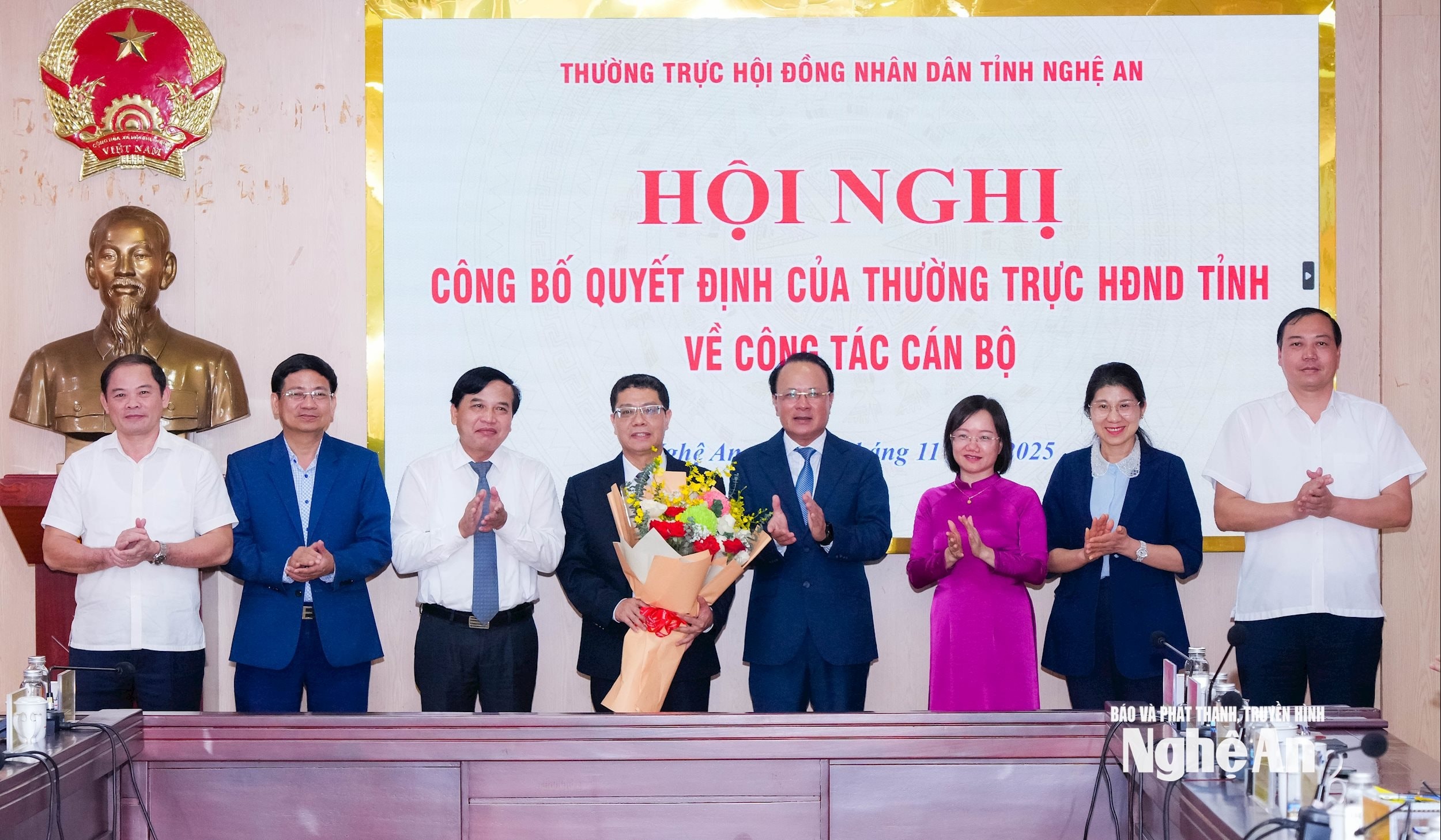 bna_-tang-hoa.jpg