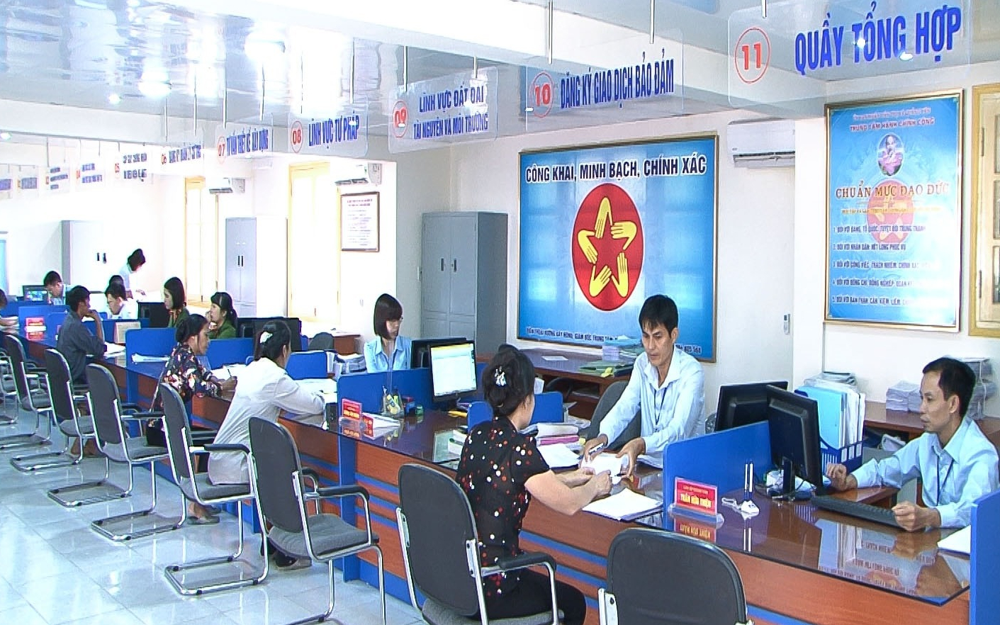 Tập trung cắt giảm, đơn giản hóa, thực hiện thủ tục hành chính không phụ thuộc địa giới hành chính