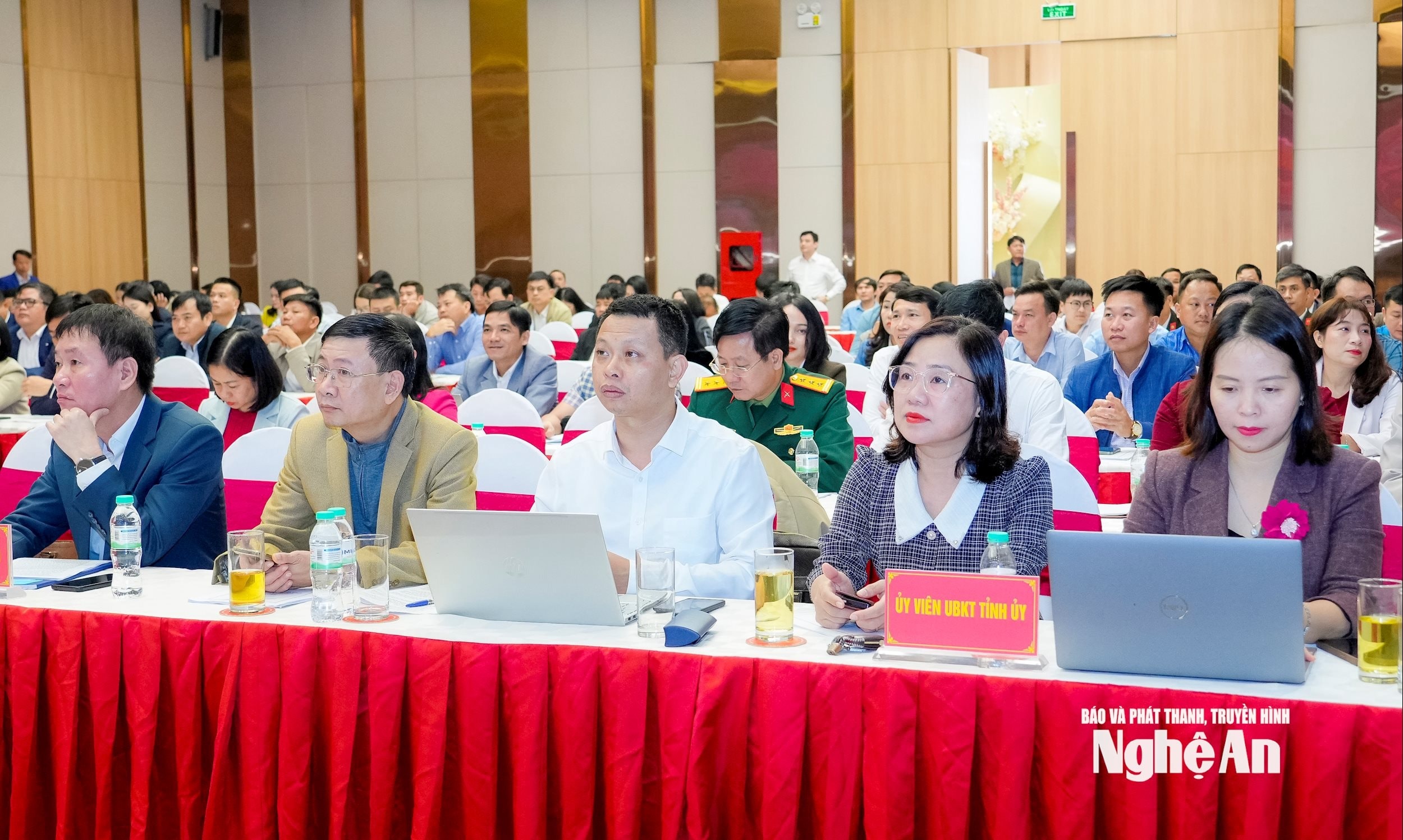 bna__dsc1370.jpg