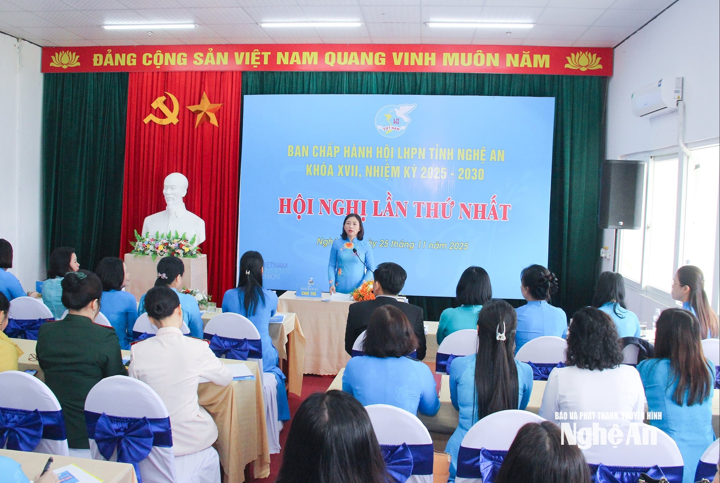 bna_-hoi-nghi-lan-thu-nhat-.jpg