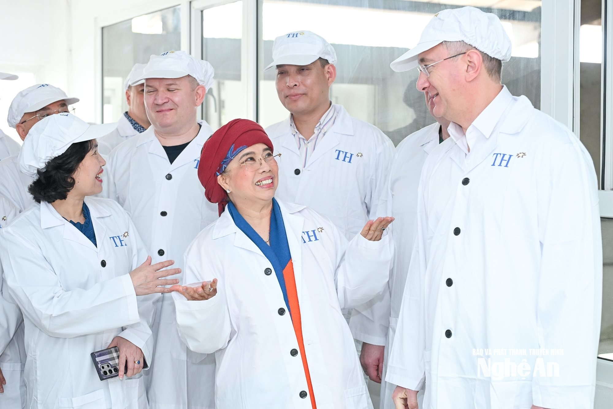 bna_kaluga-tham-th-11.jpg