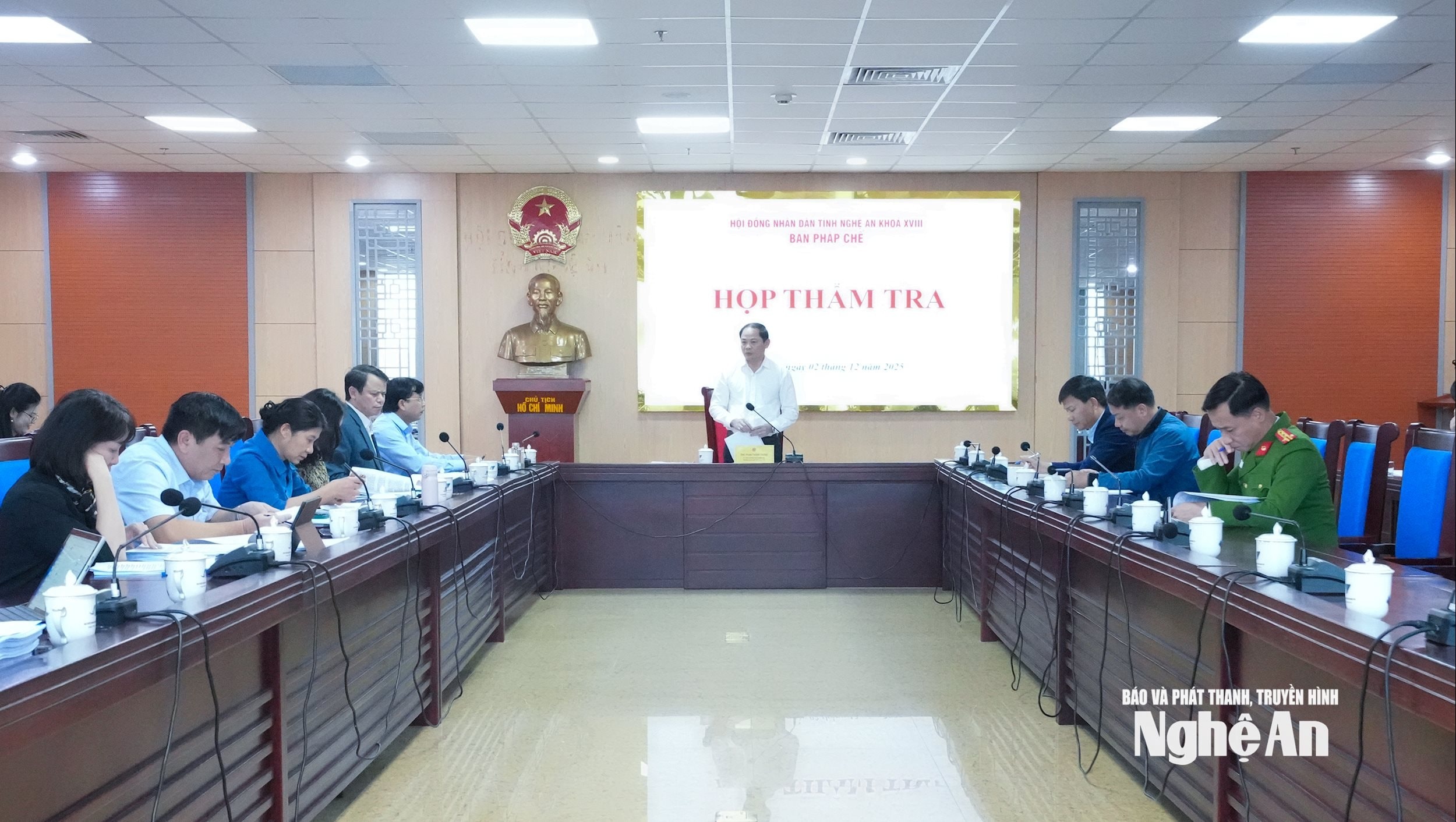 bna_-quang-canh-cuoc-hop-tham-tra.jpg