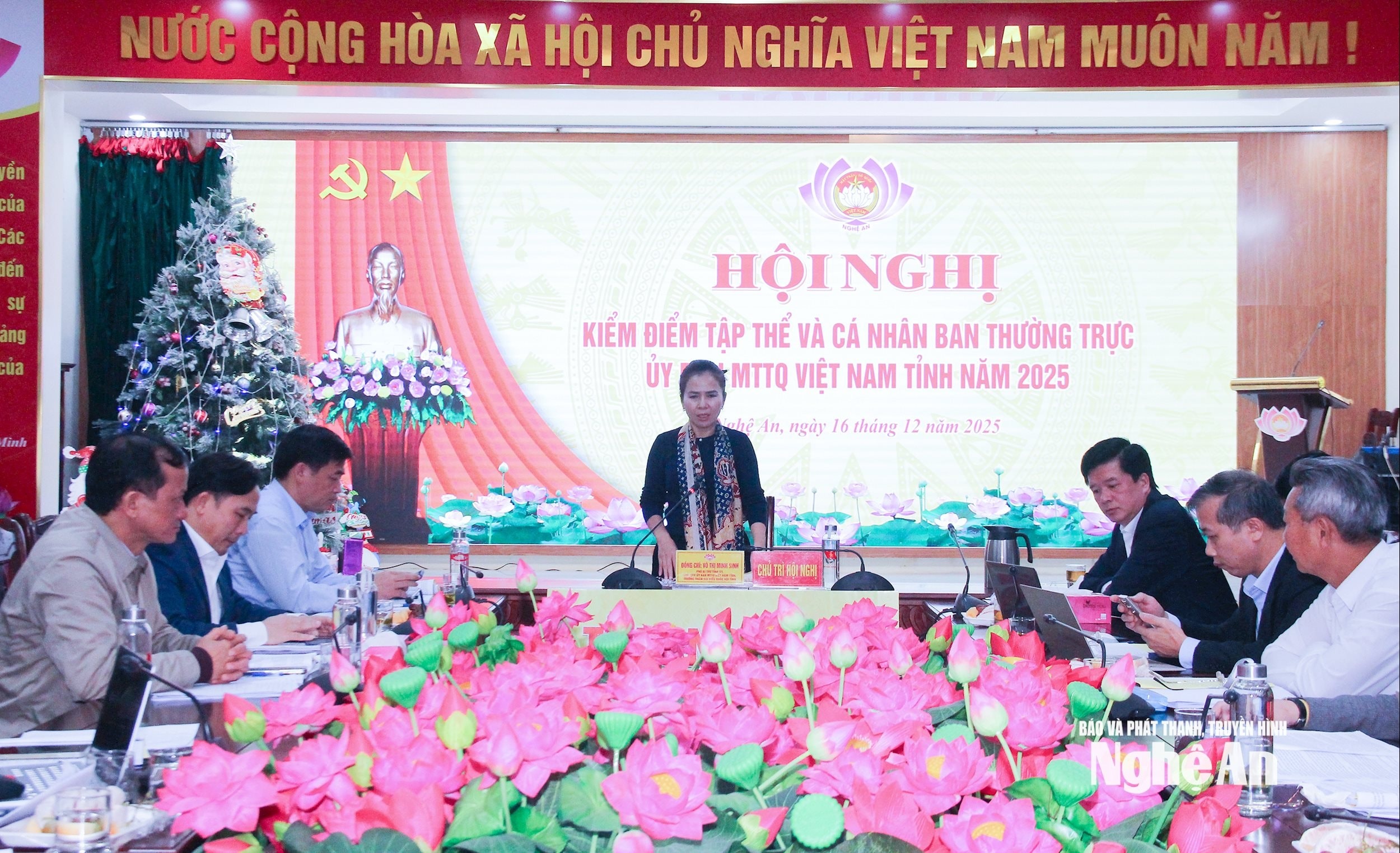 bna_-quang-canh-hoi-nghi.jpg