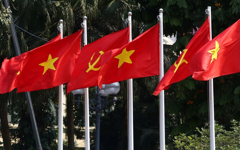 "Nắng mưa có Đảng, cơ hàn có nhau"