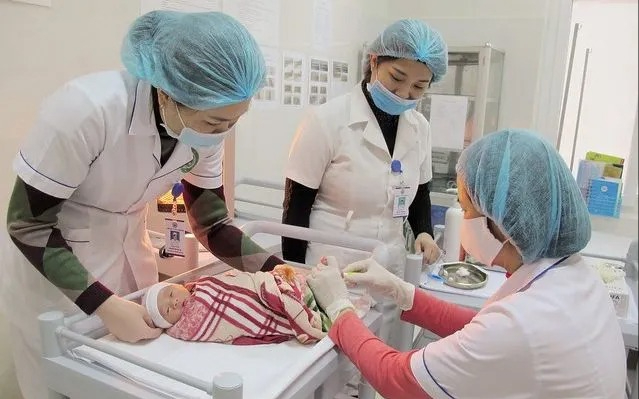 Từ 20/3 không kỷ luật đảng viên sinh con thứ 3