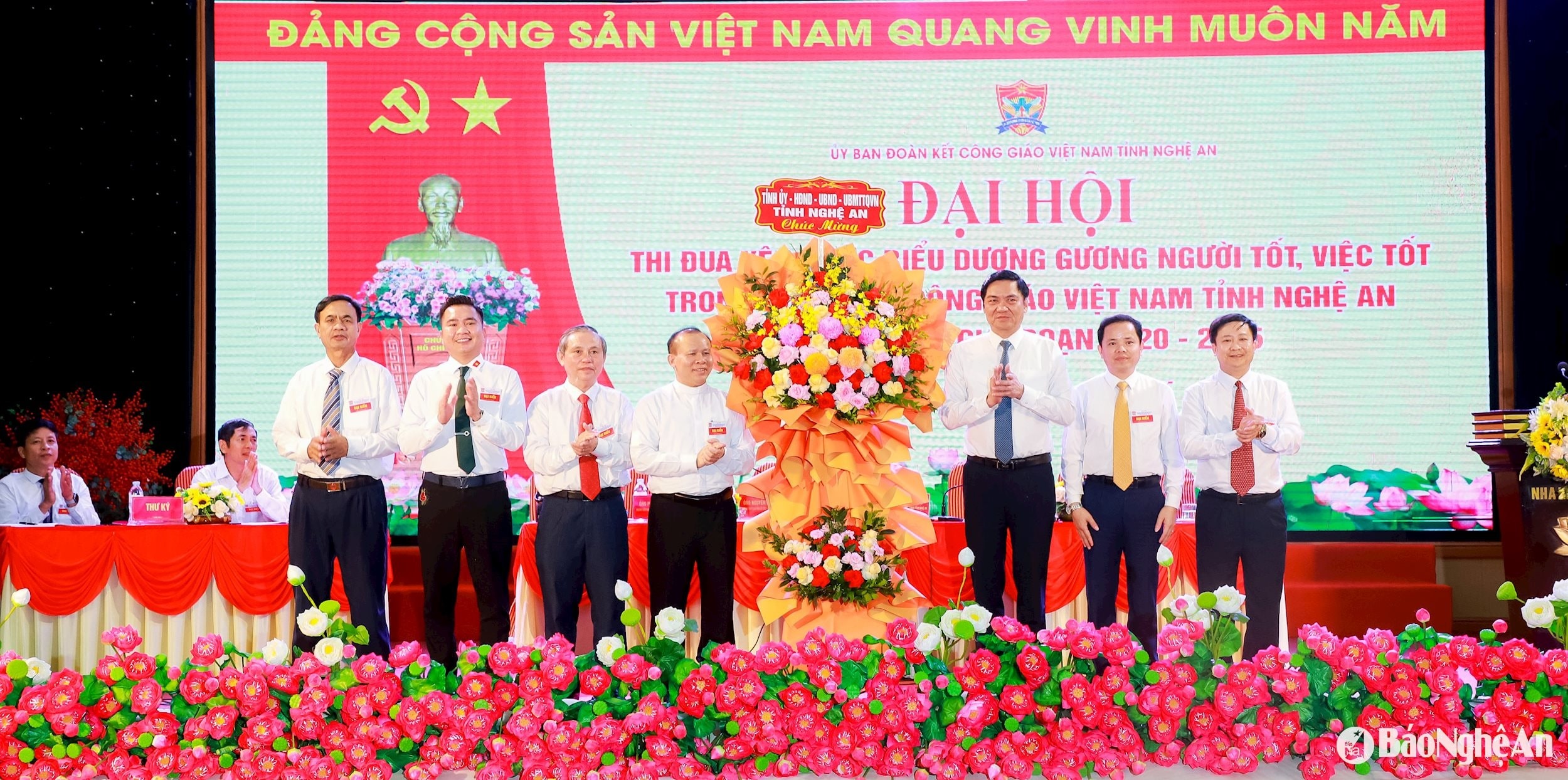 Nghệ An tổ chức Đại hội Thi đua yêu nước trong đồng bào Công giáo lần thứ VI