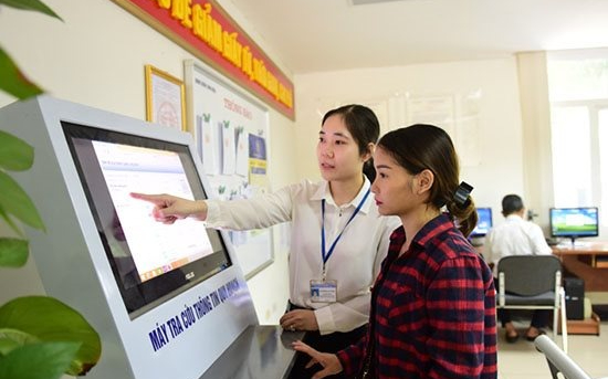 Áp dụng chính sách thu phí “không đồng” để thu hút người dân thực hiện dịch vụ công trực tuyến