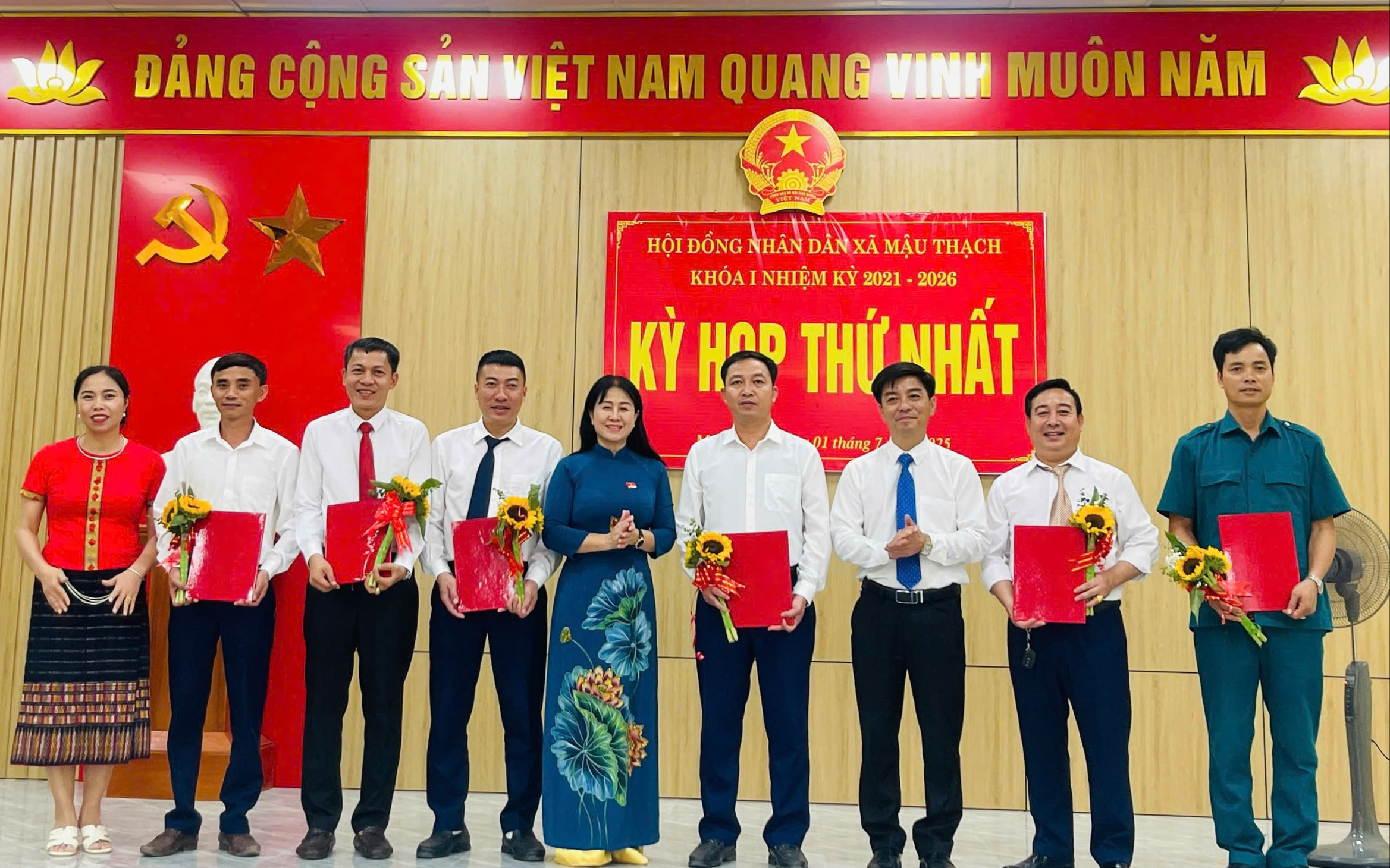 Xã Mậu Thạch- xã miền núi tổ chức kỳ họp thứ nhất của HĐND khóa I