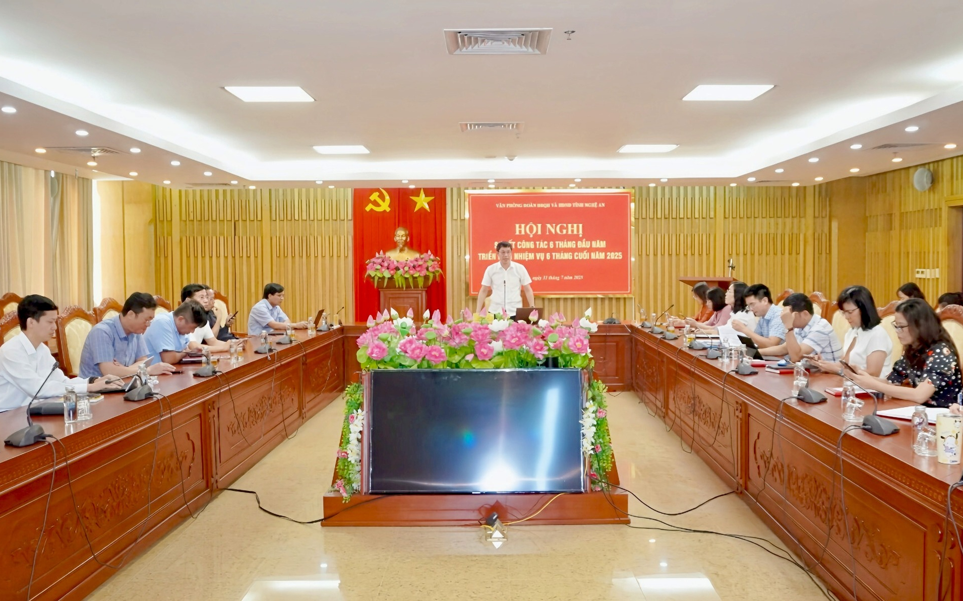 Văn phòng Đoàn ĐBQH và HĐND tỉnh sơ kết công tác 6 tháng đầu năm, triển khai nhiệm vụ 6 tháng cuối năm 2025