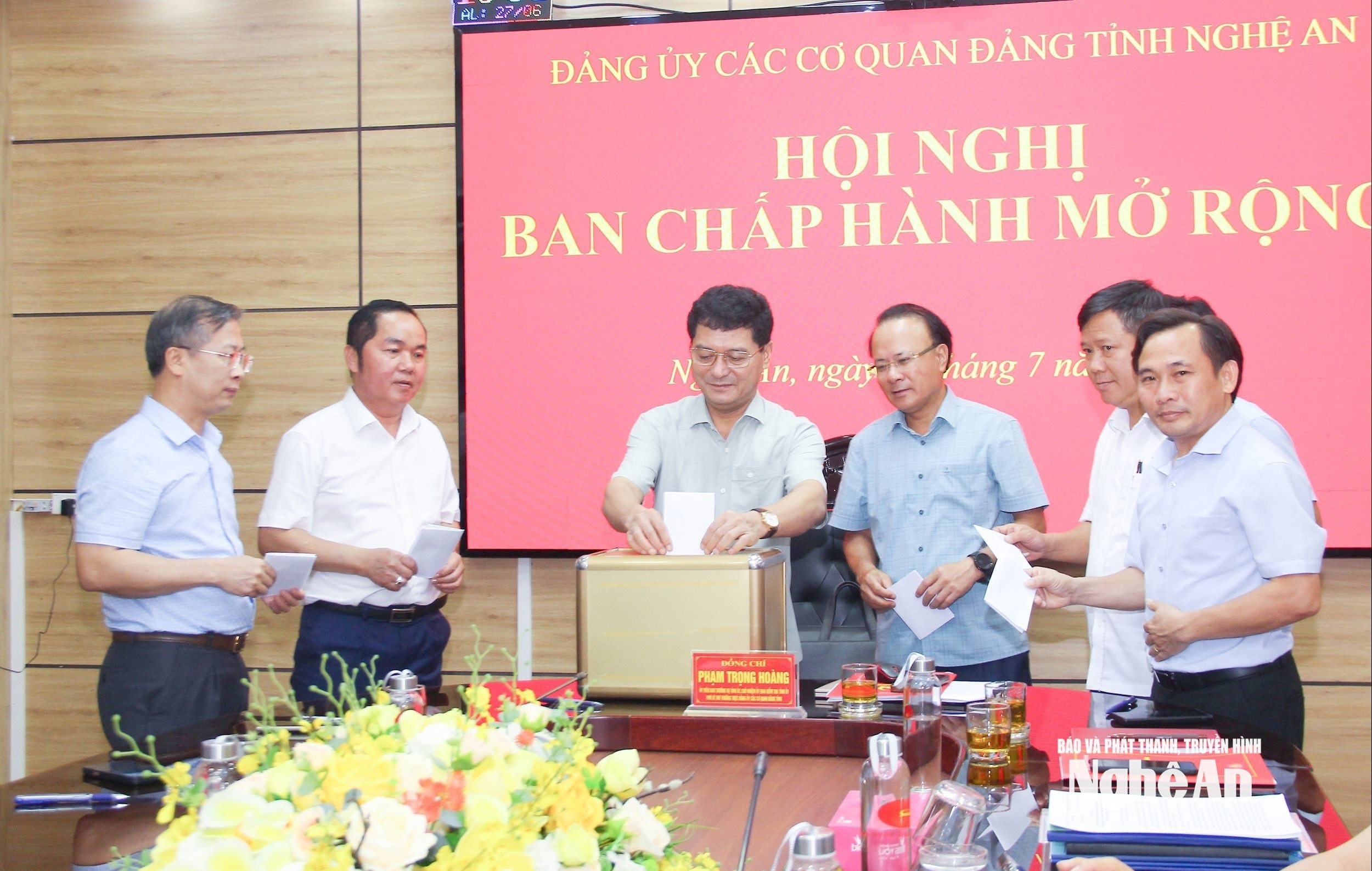 bna_-ban-chap-hanh-dang-bo-cac-co-quan-dang-tinh-tien-hanh-quy-trinh-gioi-thieu-nhan-su-cho-nhiem-ky-2025-2030.-anh-mai-hoa-3197d3b1b757e2546fd31a7160fd6583.jpg