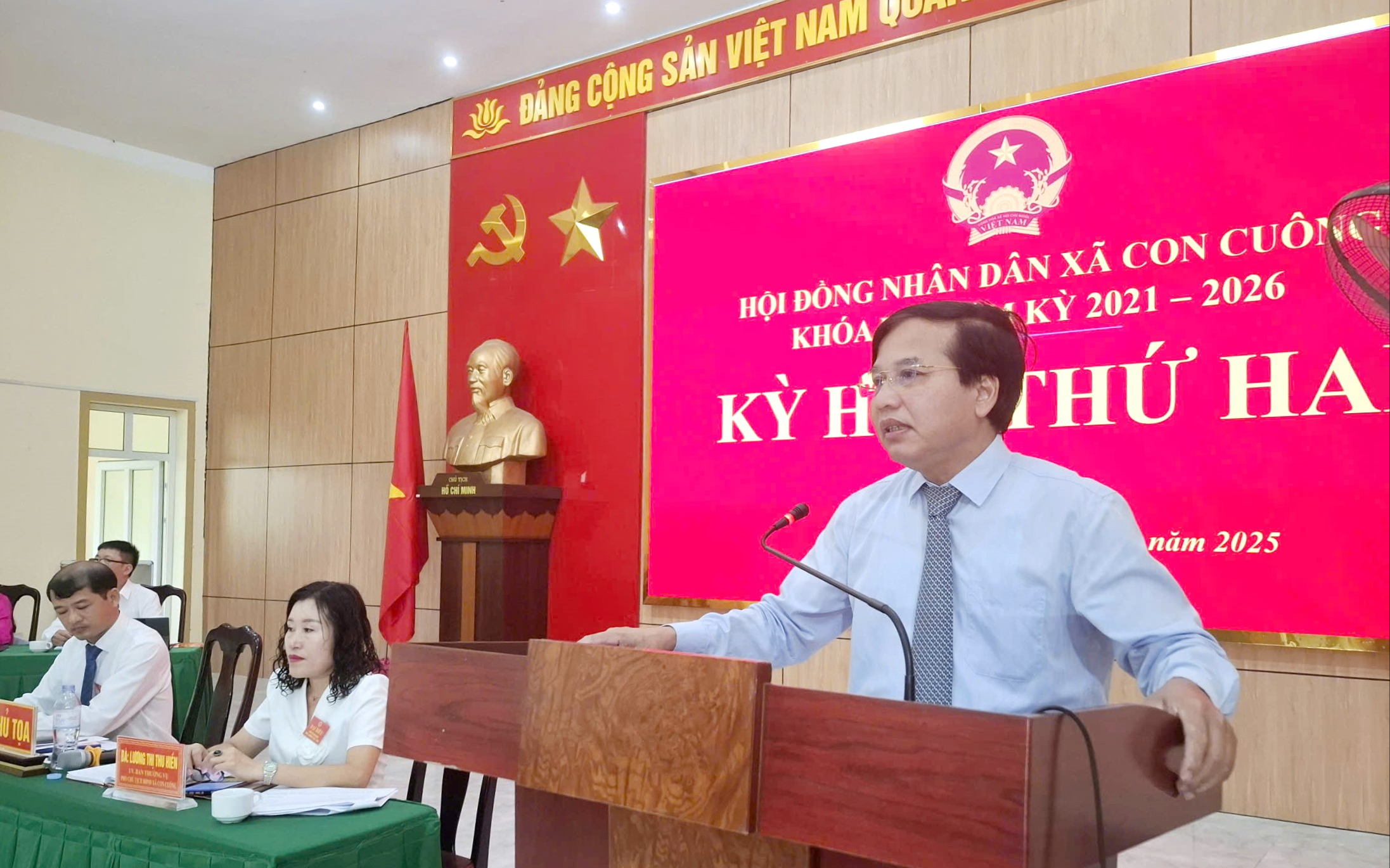 Phó Chủ tịch HĐND tỉnh Nguyễn Như Khôi dự và phát biểu chỉ đạo tại Kỳ họp HĐND xã Con Cuông