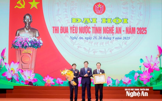 Tỉnh Nghệ An trọng thể tổ chức Đại hội thi đua yêu nước năm 2025, đón nhận Bằng khen của Thủ tướng Chính phủ