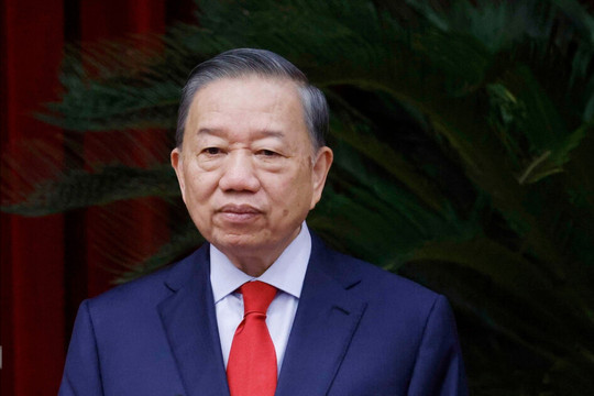 Khai mạc trọng thể Hội nghị lần thứ Tư Ban Chấp hành Trung ương Đảng khóa XIV