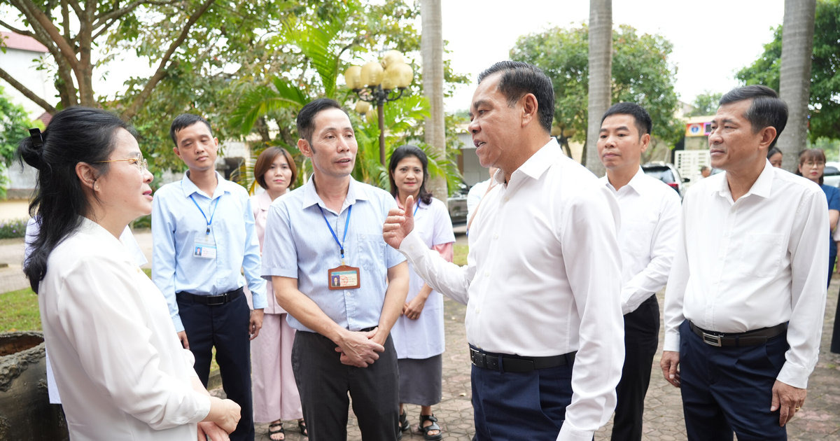 Chủ tịch UBND tỉnh Võ Trọng Hải chỉ đạo tháo gỡ khó khăn, nâng cao chất lượng các đơn vị y tế tuyến Quốc lộ 48