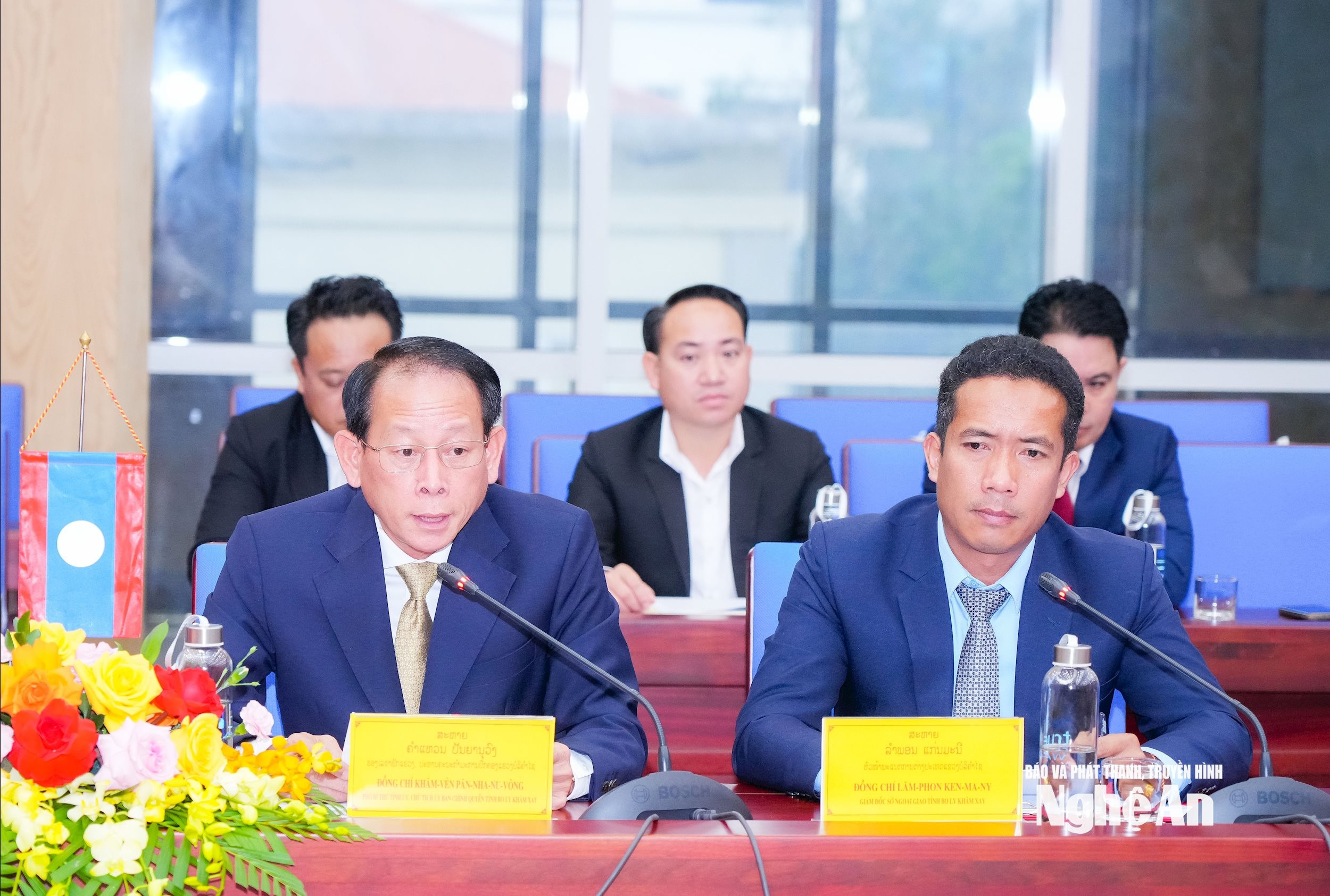 bna_-lao-pb.jpg
