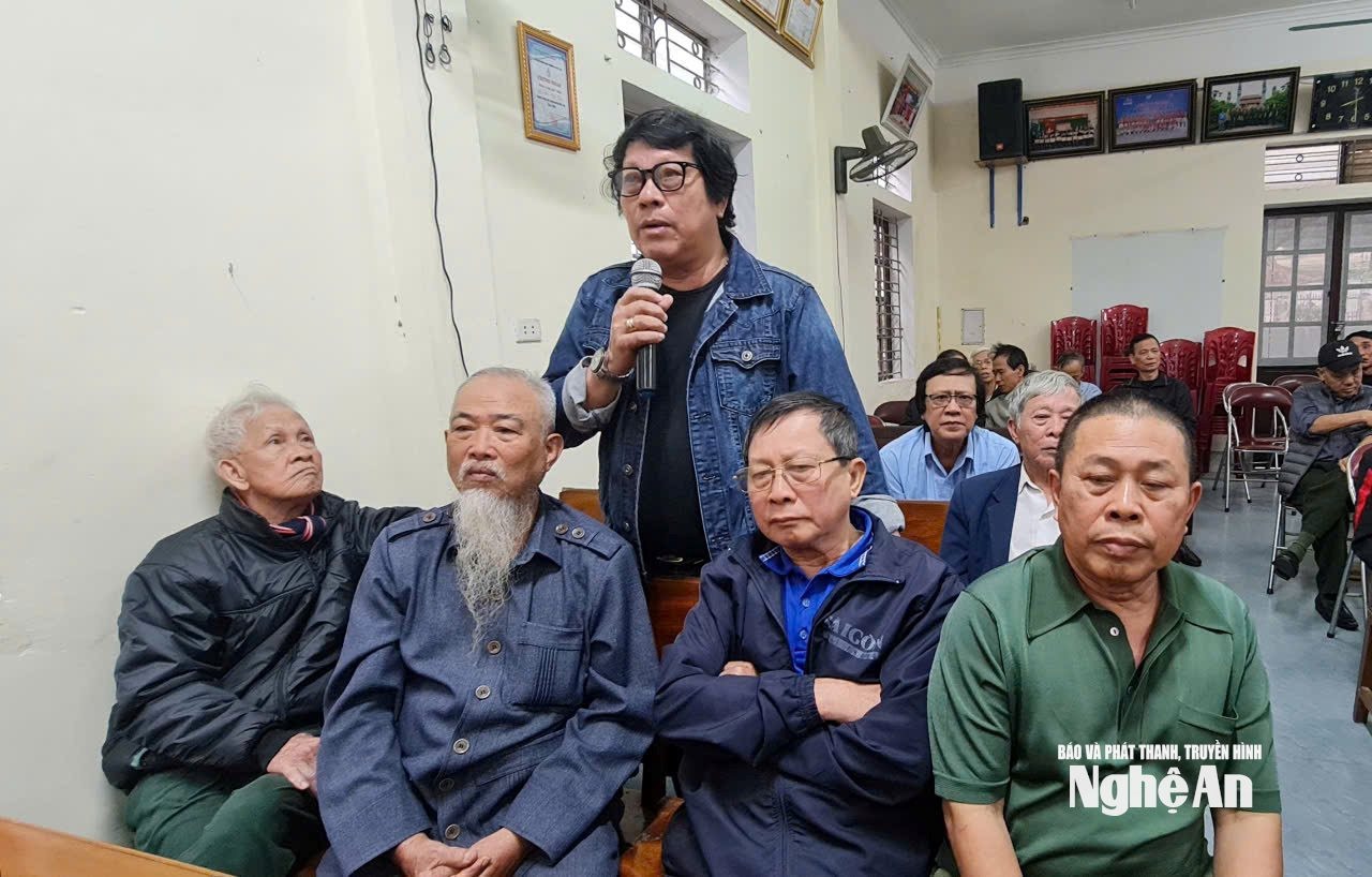 bna_cu-tri-khoi-16-ha-huy-tap-phuong-vinh-phu-danh-gia-cao-trach-nhiem-voi-cong-dong-dan-cu-cua-cac-ung-cu-vien-tai-noi-cu-tru.-anh-nguyen-toan.jpg