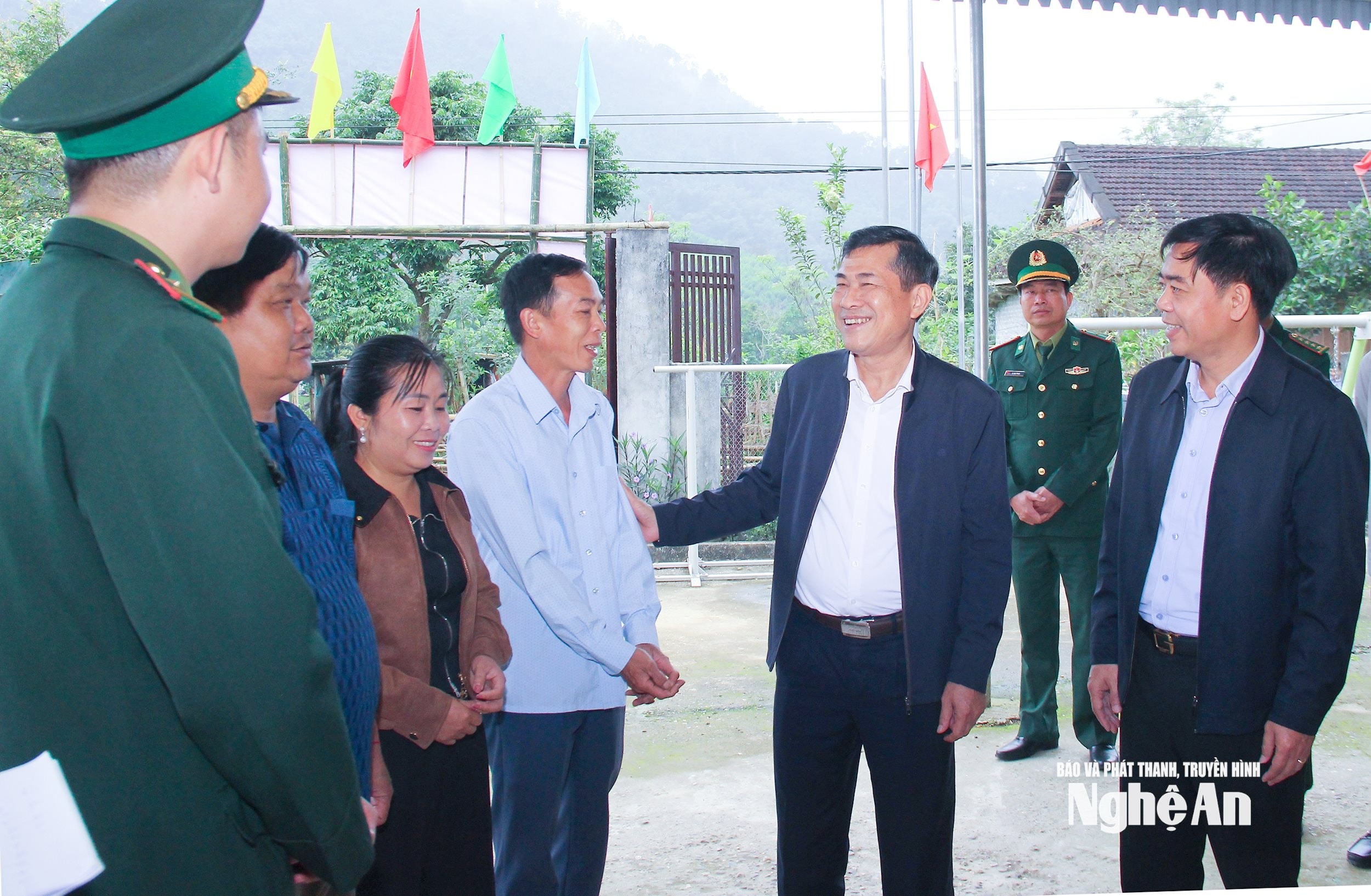bna_-ban-khe-na-xa-chau-khe-(1).jpg
