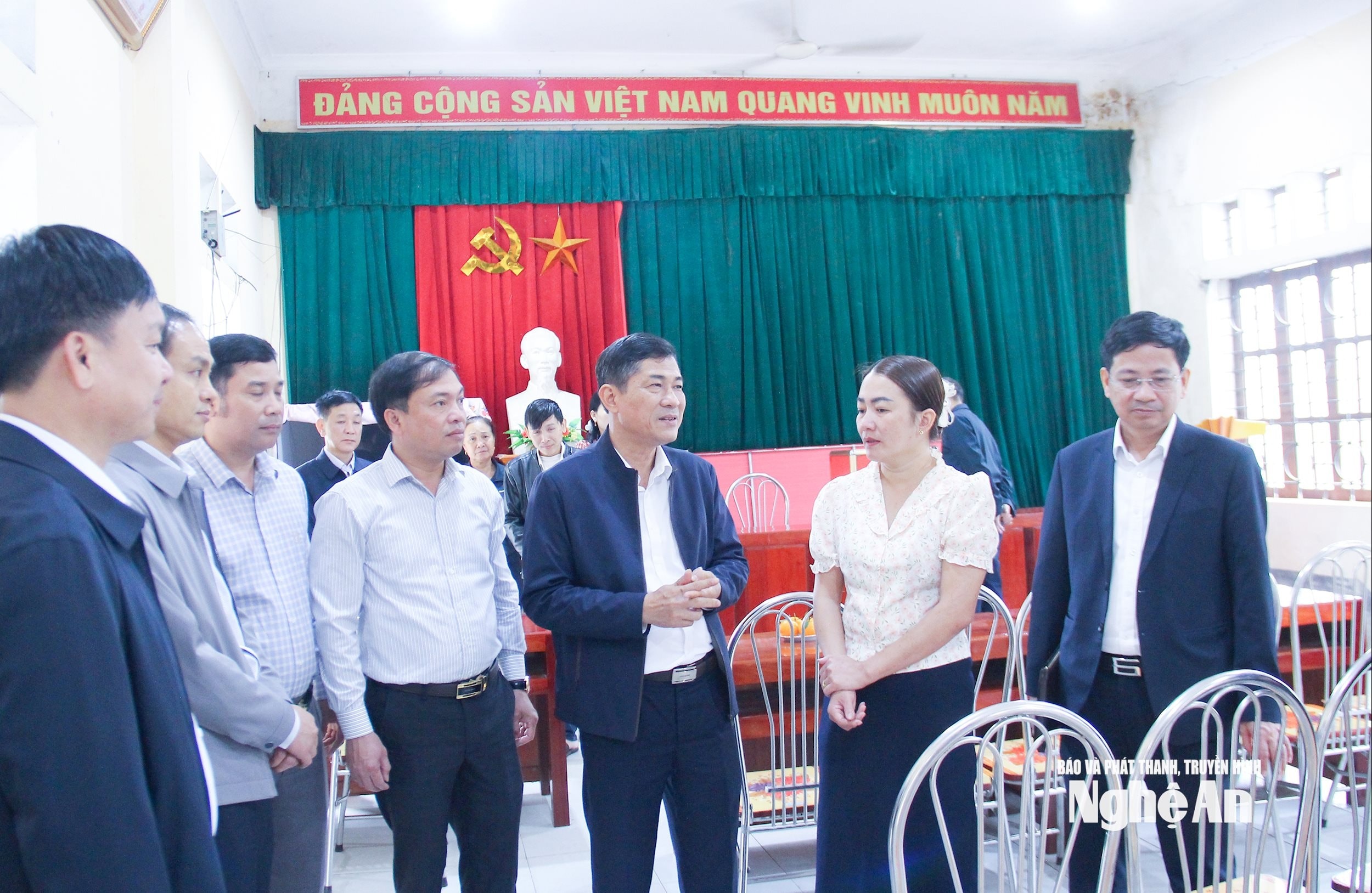 bna_-ban-son-ha-xa-tam-quang.jpg