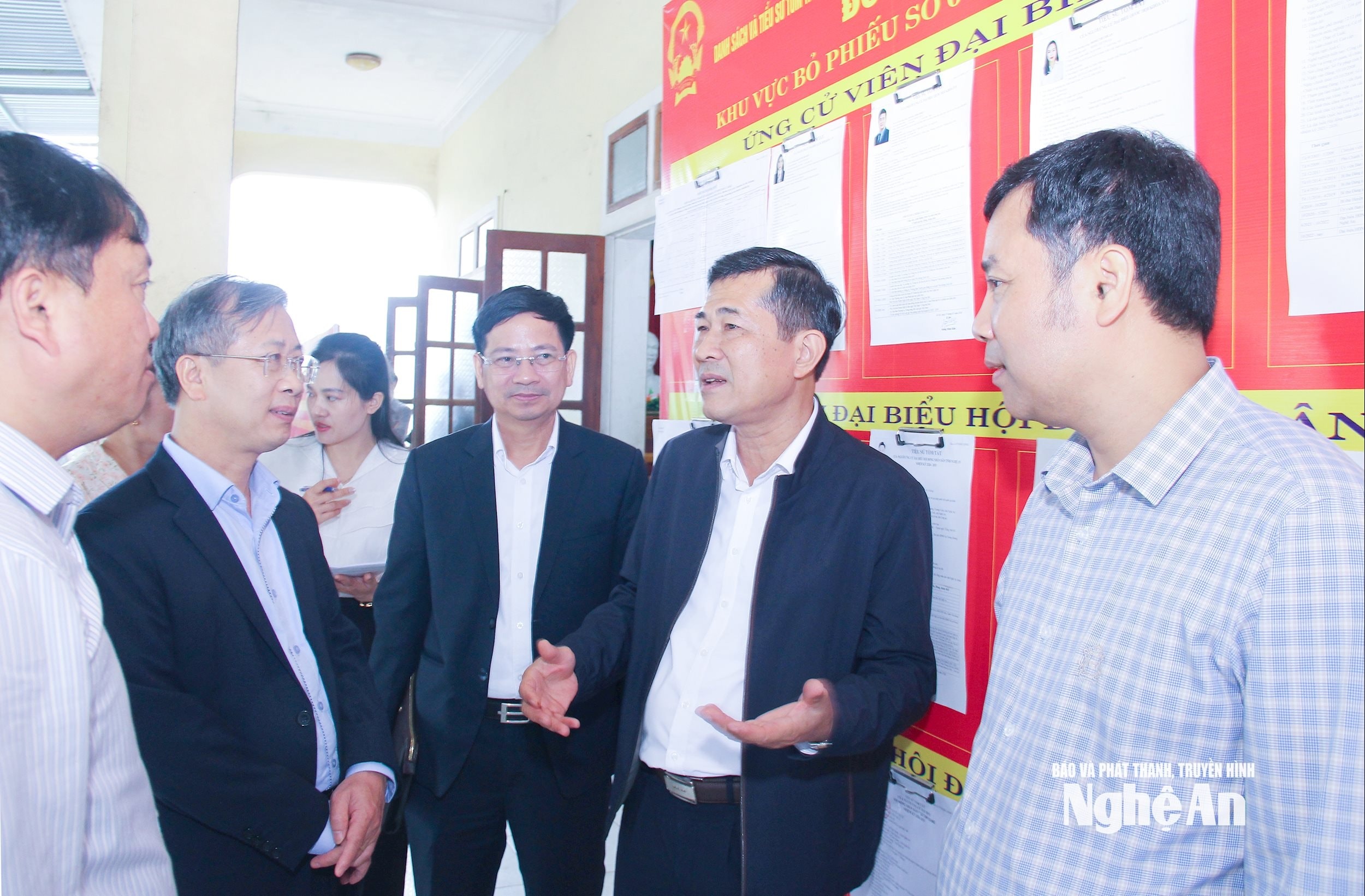 bna_-ban-son-ha-xa-tam-quang-.jpg