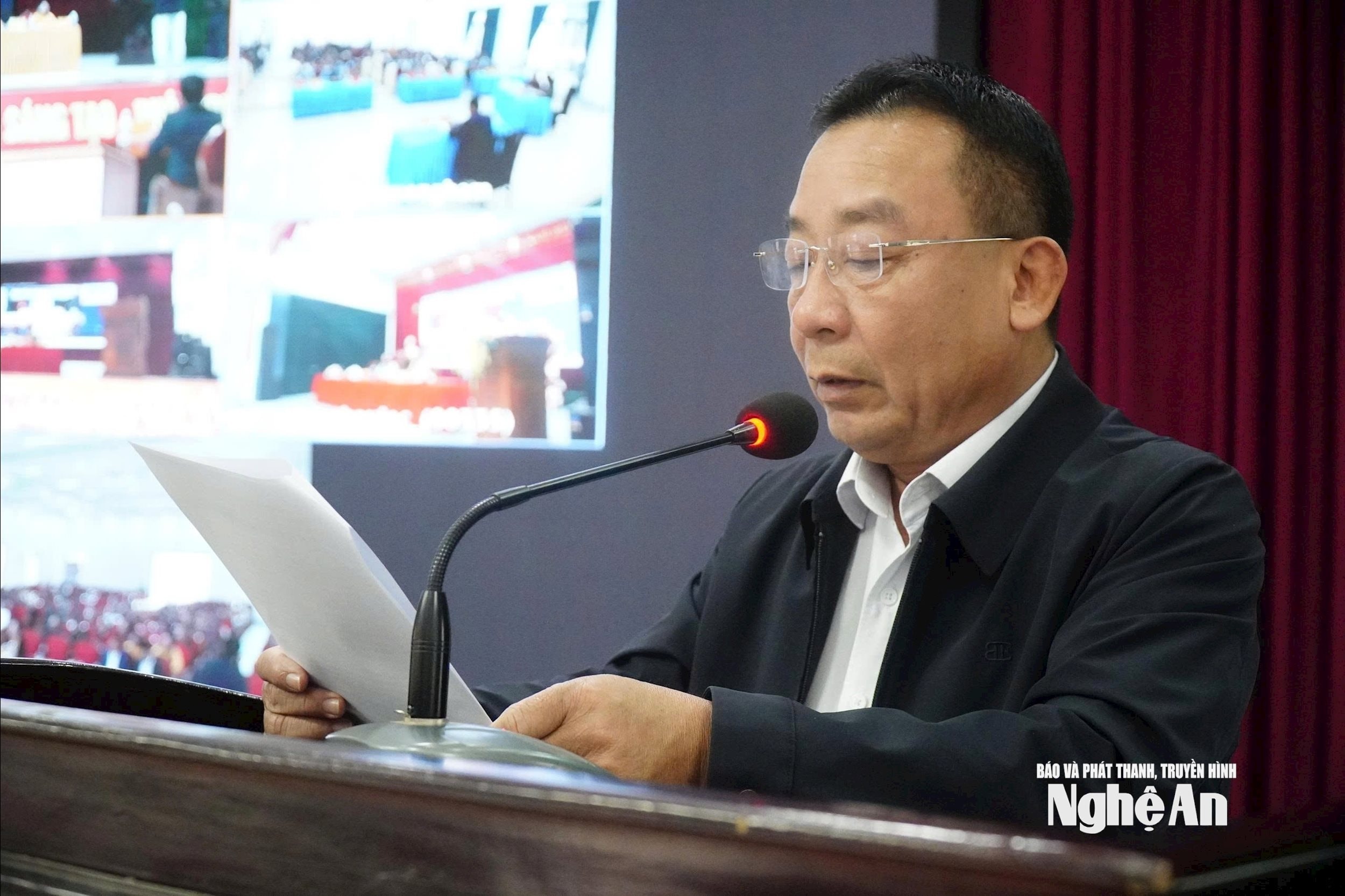bna_pho-chu-tich-ubnd-tinh-nguyen-van-de-trinh-bay-chuong-trinh-hanh-dong-trong-tam-tap-trung-vao-linh-vuc-nong-nghiep-va-moi-truong.-anh-nguyen-toan.jpg