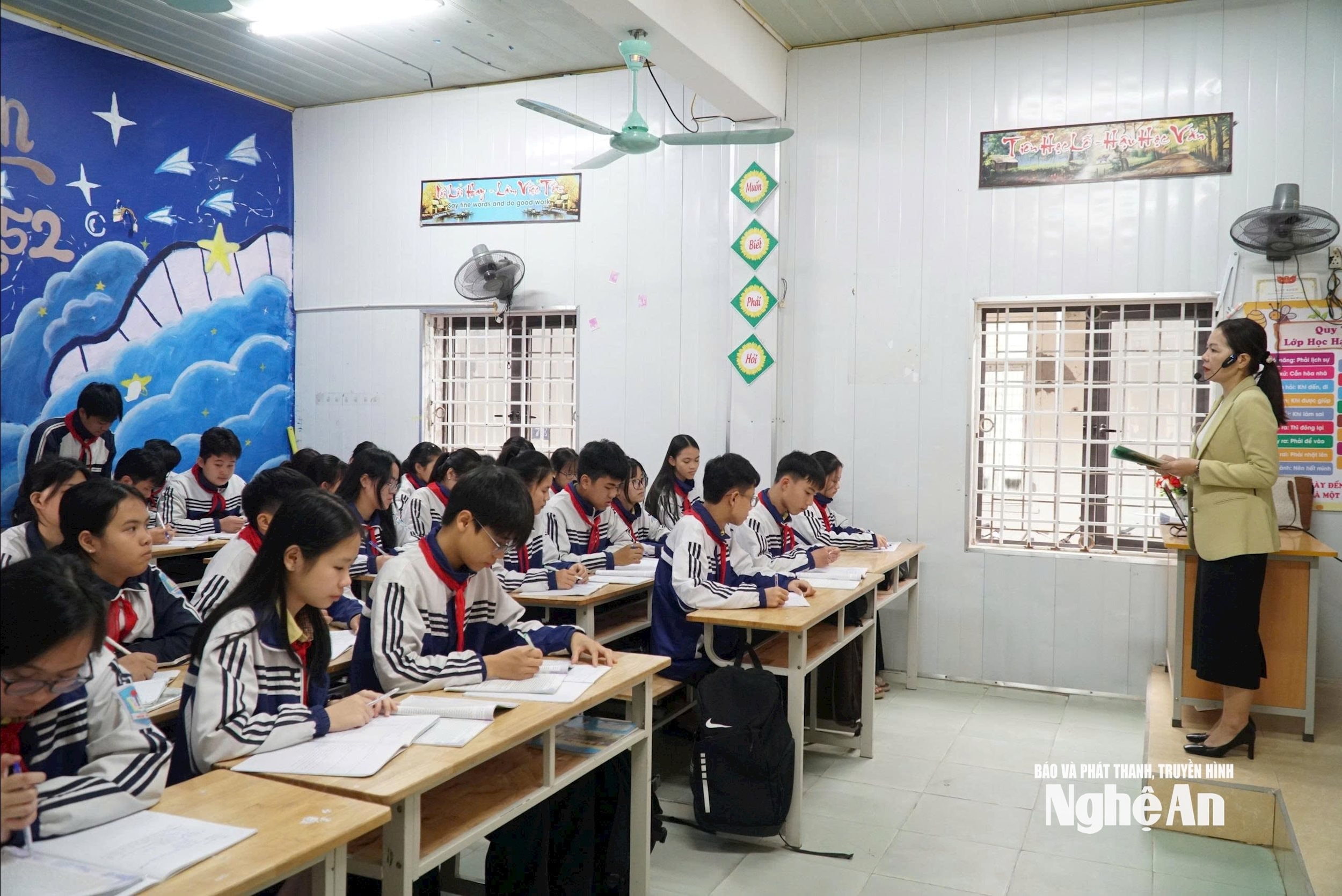 bna_hoc-sinh-lop-9-truong-thcs-nghi-phu-phuong-vinh-phu.-anh-my-ha.jpg
