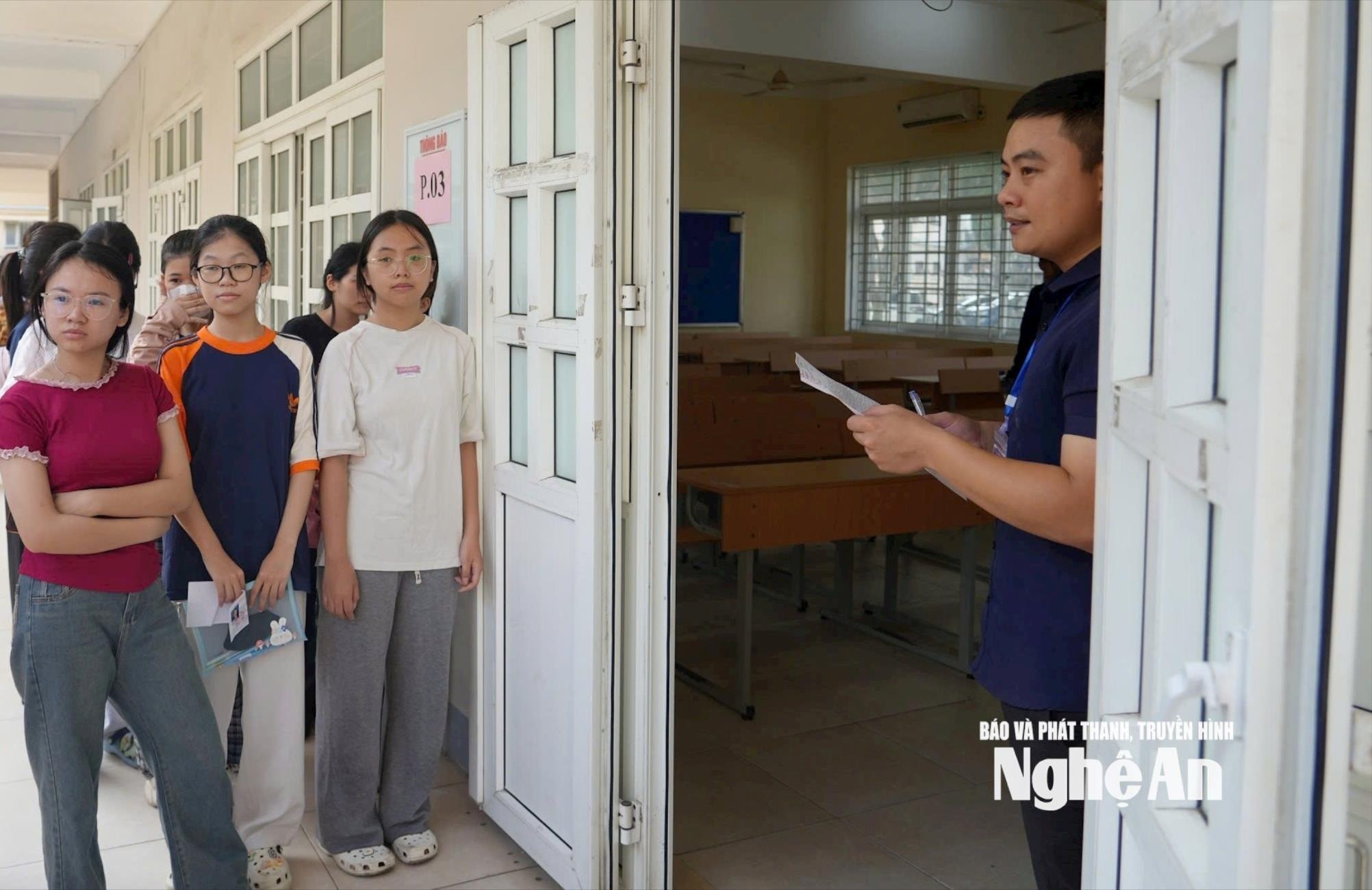 bna_thi-sinh-tham-du-ky-thi-vao-truong-thpt-chuyen-dai-hoc-vinh-nam-2025.-anh-my-ha(1).jpg