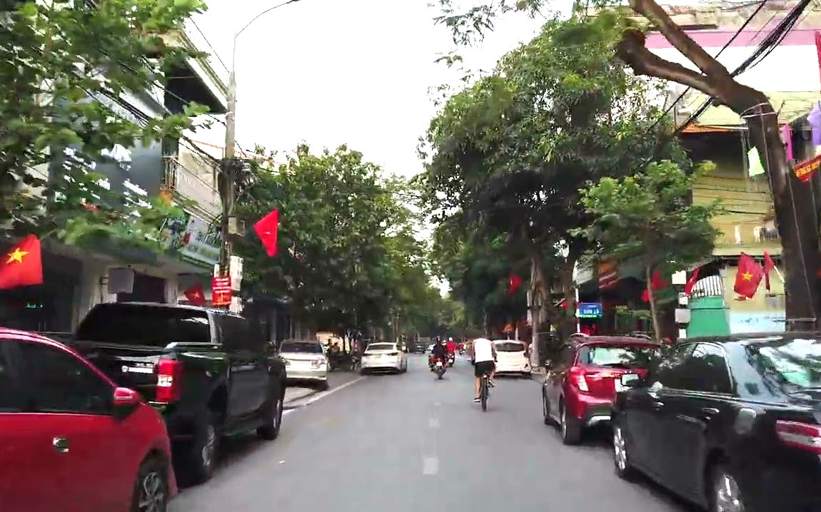 Trả lời kiến nghị cử tri phường Thành vinh về việc kiểm tra xử lý tình trạng phương tiện ô tô lấn chiếm lòng đường trên các tuyến đường