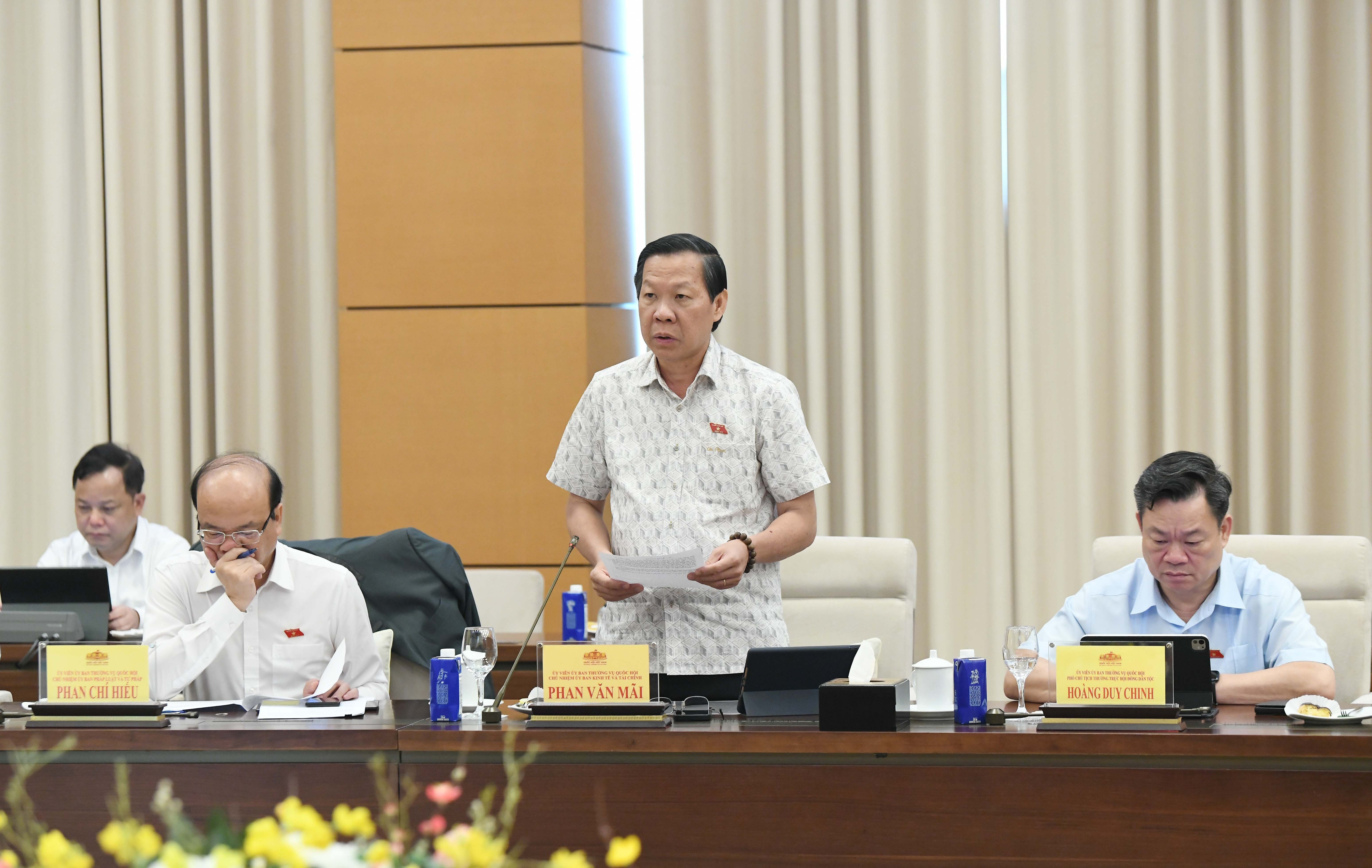 chu-nhiem-ub-kinh-te-va-tai-chinh-phan-van-mai.jpg