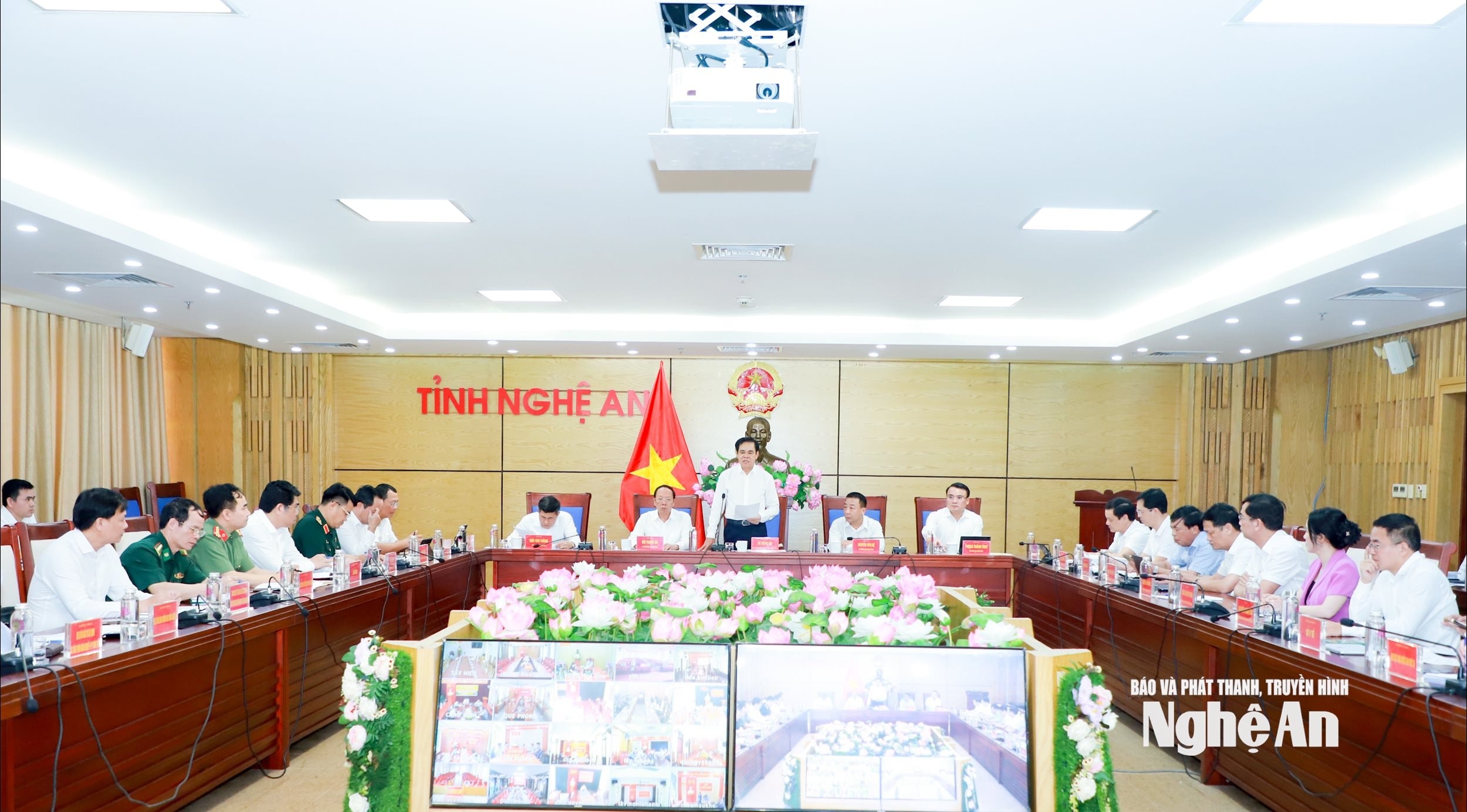 UBND tỉnh Nghệ An ban hành kế hoạch đổi mới mạnh mẽ hoạt động hội họp
