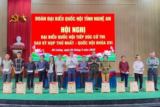 Đại biểu Quốc hội tiếp xúc cử tri xã Đô Lương: “nóng” vấn đề xe quá tải, quản lý đất đai và chế độ cán bộ