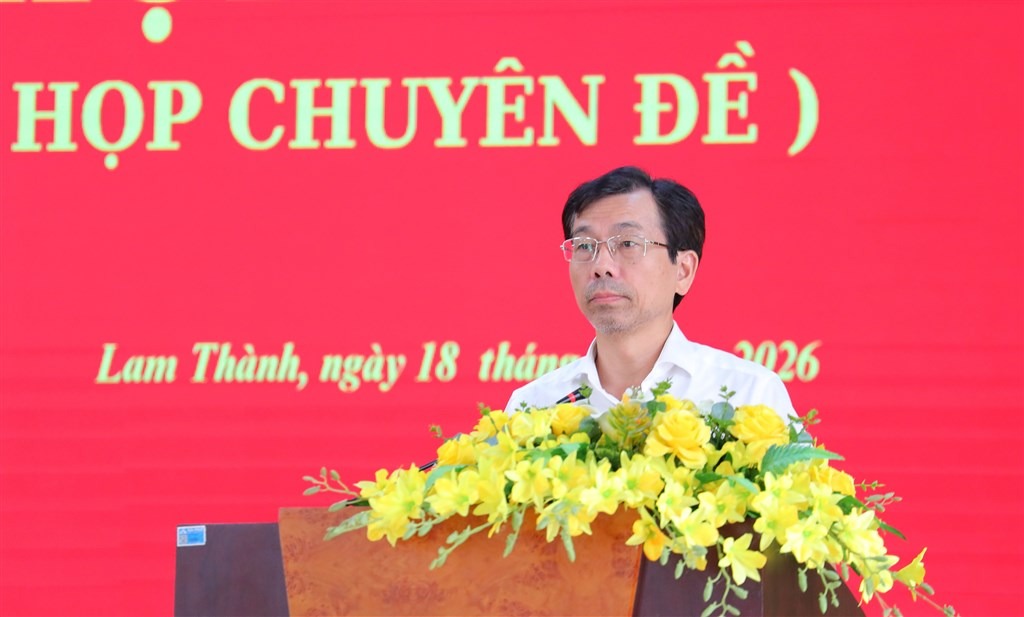 7-886553.jpg