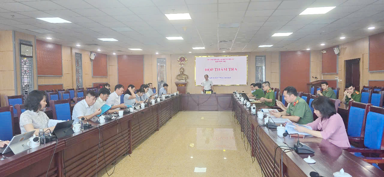 Thẩm tra dự thảo Nghị quyết thành lập Đội dân phòng trình Kỳ họp thứ 2, HĐND tỉnh khóa XIX