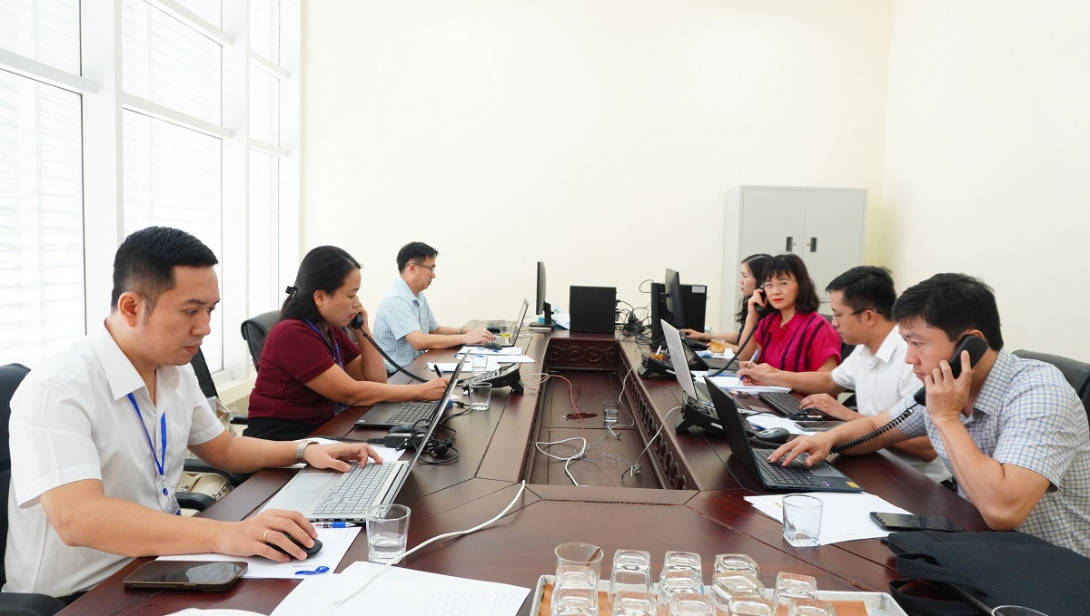 Cử tri gửi gắm nhiều vấn đề dân sinh qua đường dây trực tuyến Kỳ họp thứ 4, HĐND tỉnh