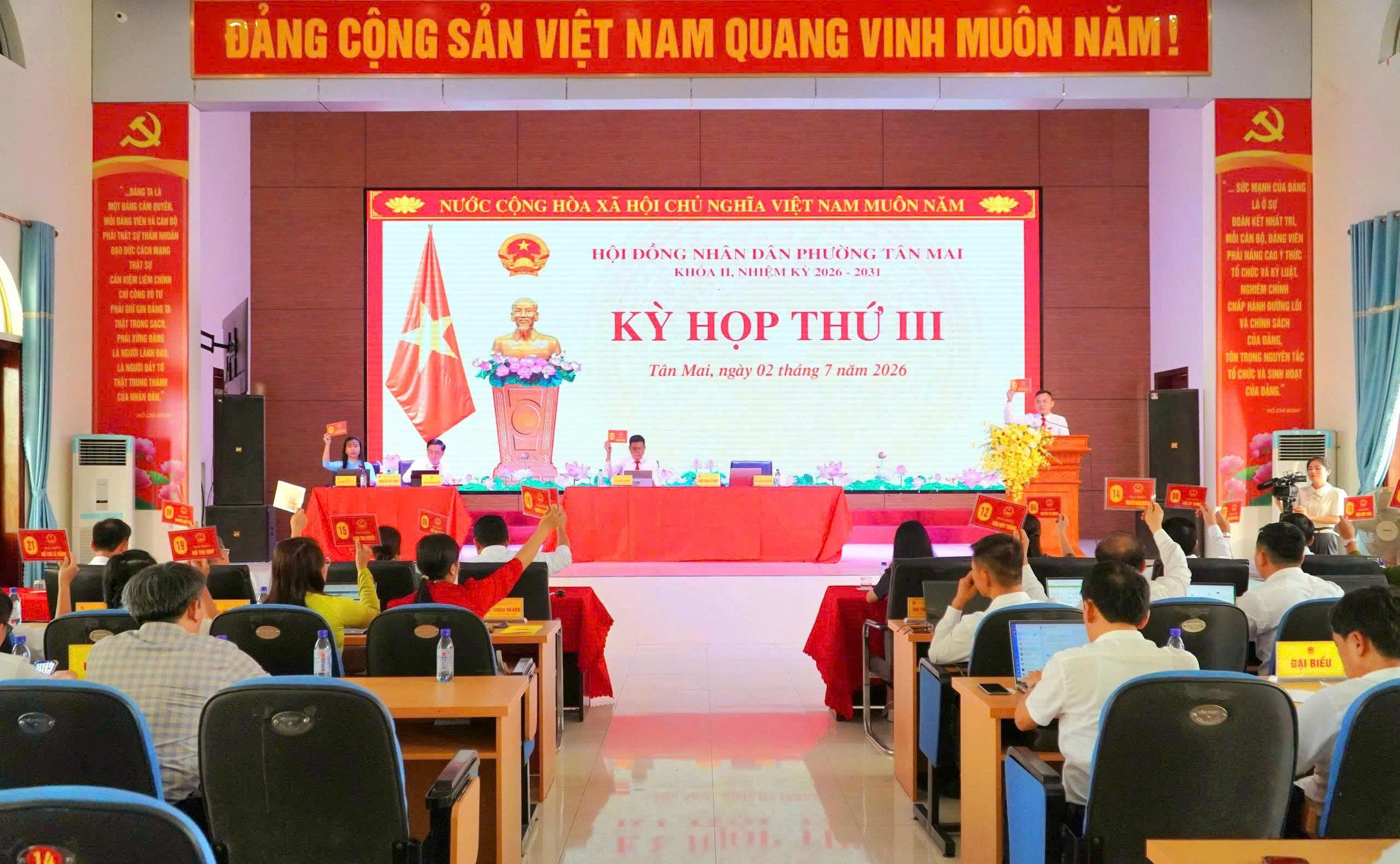 HĐND phường Tân Mai thông qua nhiều nghị quyết quan trọng tại Kỳ họp thứ III