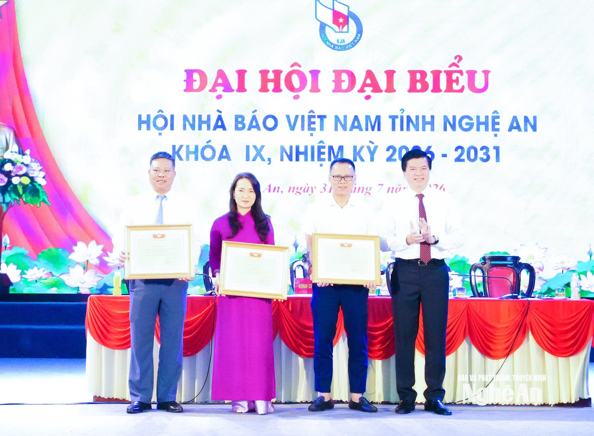 bna_-53.jpg