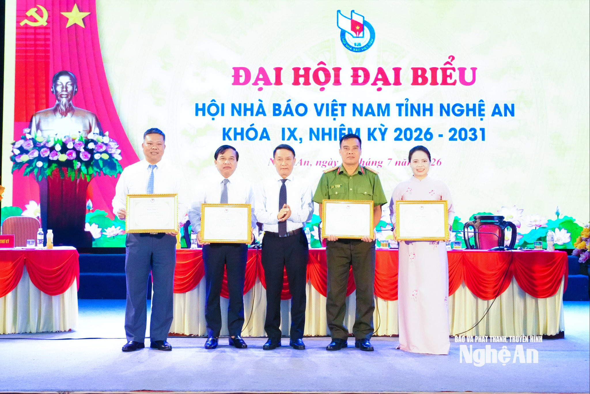 bna_-54.jpg