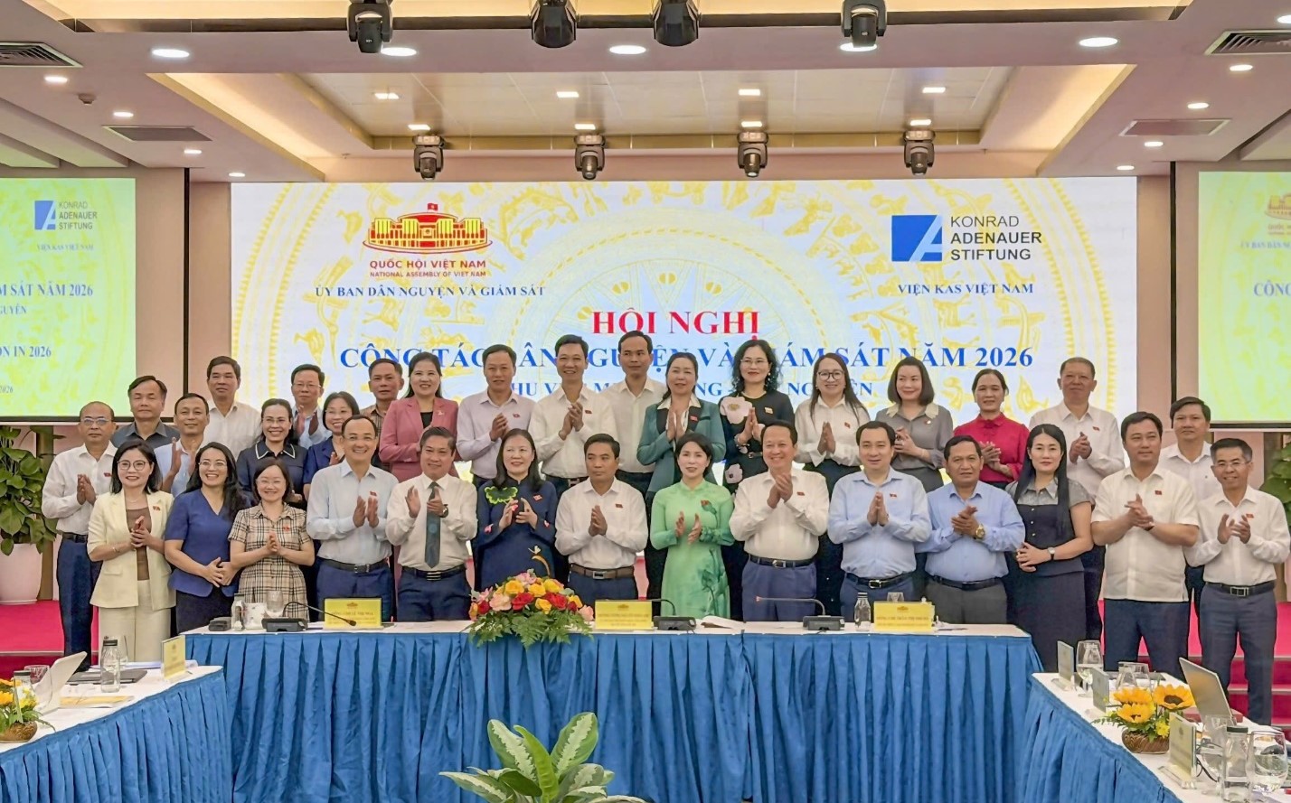 Đoàn đại biểu tỉnh Nghệ An tham dự Hội nghị “Công tác Dân nguyện và Giám sát năm 2026” khu vực miền Trung – Tây Nguyên
