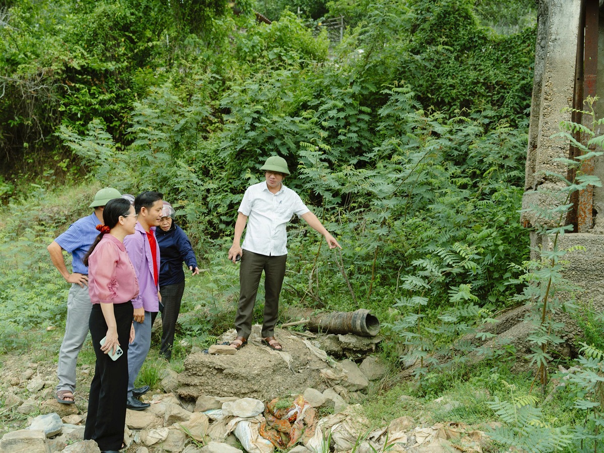 Thường trực HĐND xã Hoa Quân khảo sát thực tế, họp các Tổ đại biểu chuẩn bị Kỳ họp thứ 3 HĐND xã khóa II