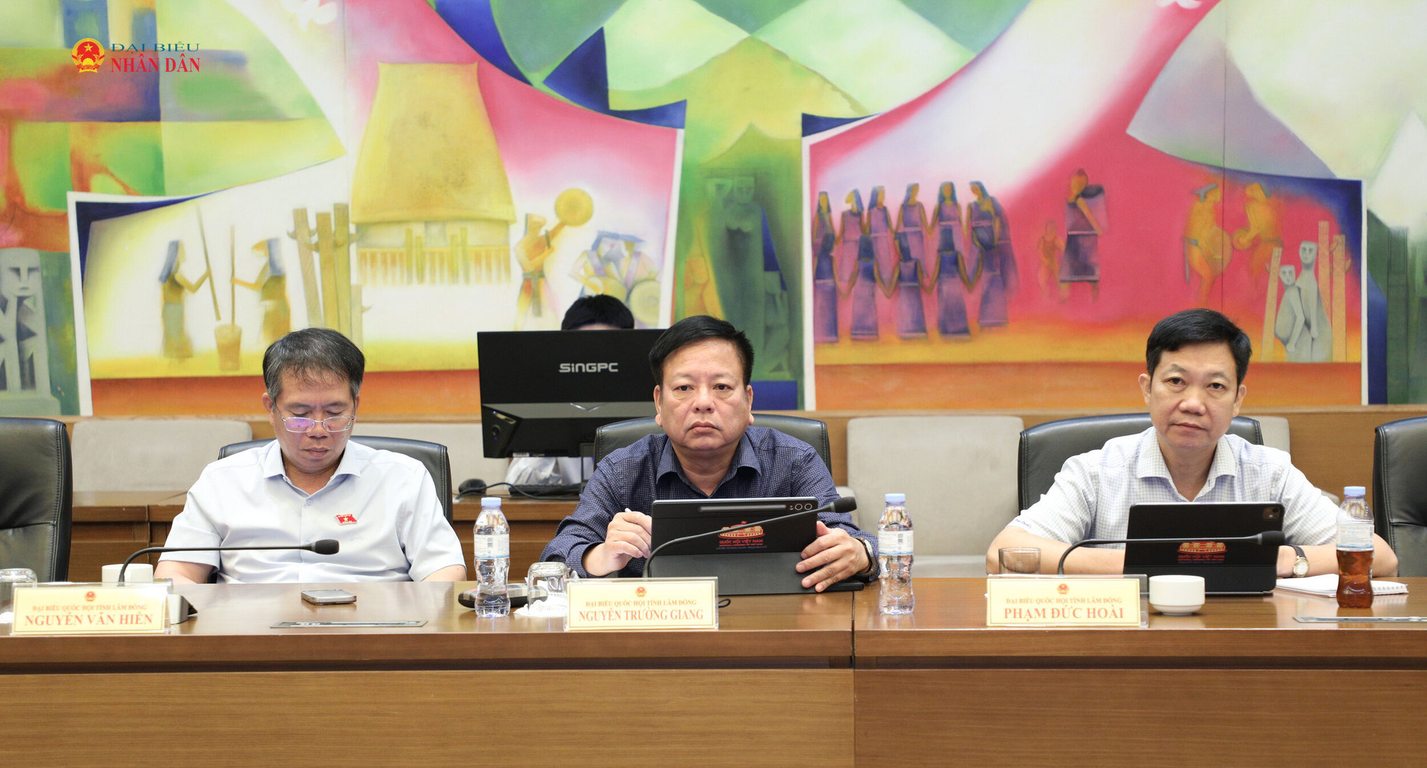 cac-dai-bieu-quoc-hoi-tinh-lam-dong-tham-gia-thao-luan-to.jpg?md5=T_BdEVVhEHwlolq4vHvWNQ&expires=1787143131