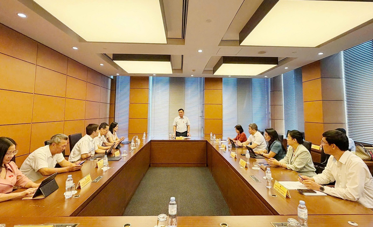 Tổ đảng Đoàn ĐBQH tỉnh Nghệ An họp trao đổi, thảo luận nội dung Kỳ họp không thường lệ thứ Nhất, Quốc hội khóa XVI